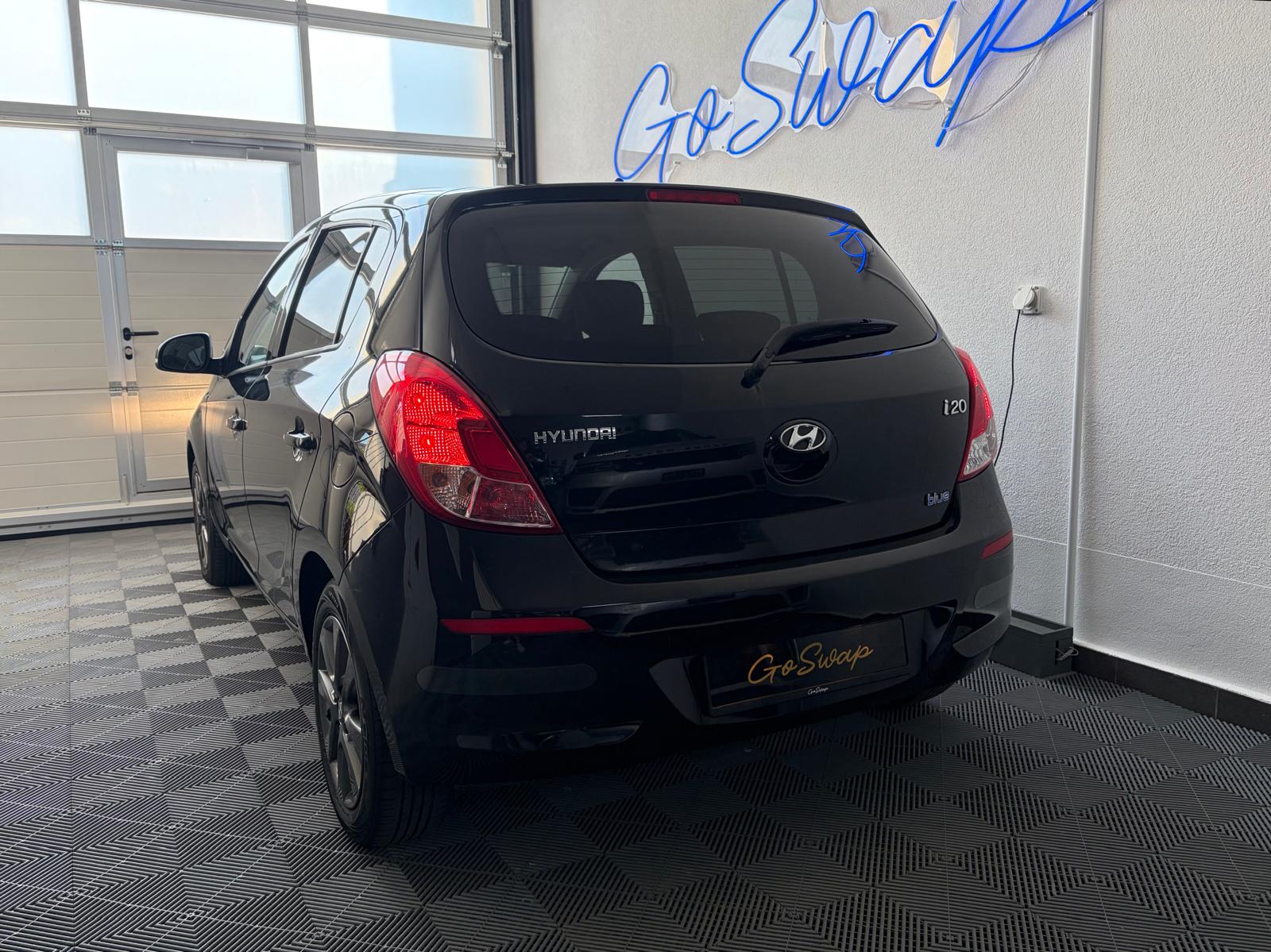 HYUNDAI i20 1.2 Comfort-image-8