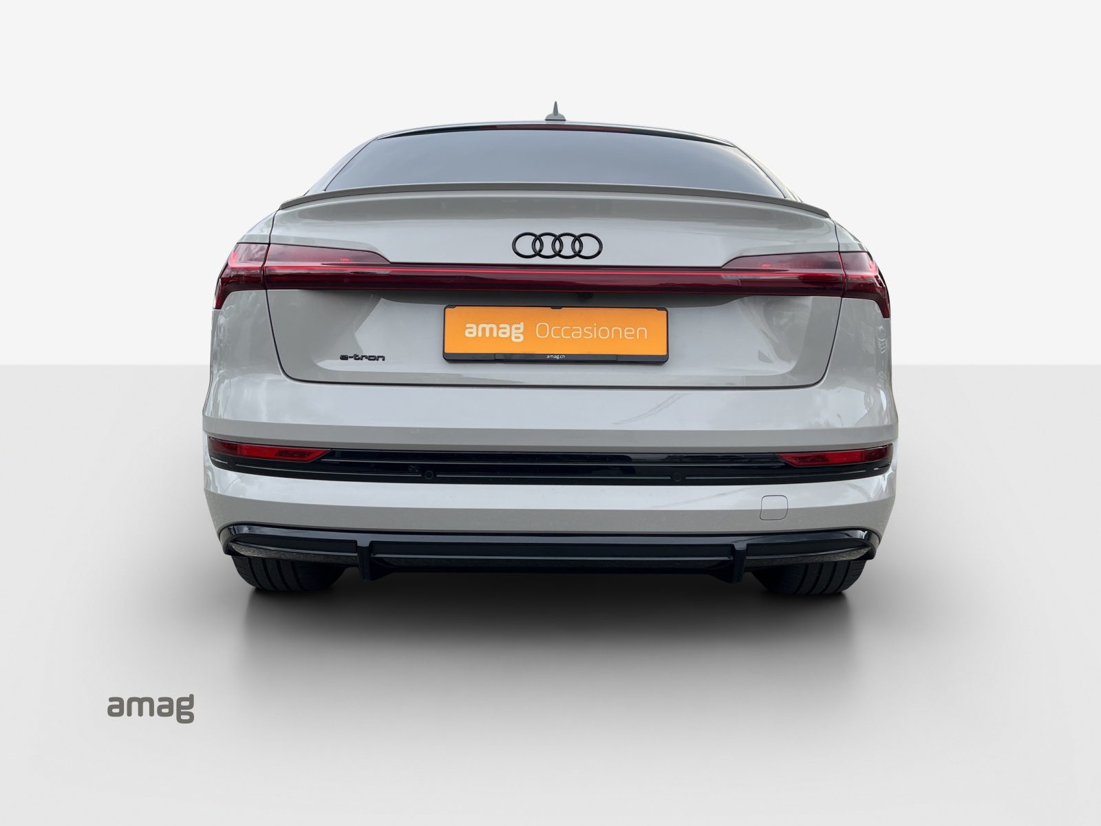 AUDI e-tron 55 Sportback S Line Black Edition quattro-showroom-element-3