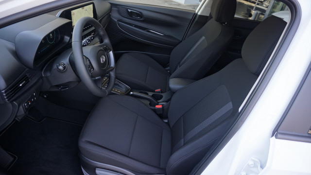 HYUNDAI i20 1.0 T-GDi Amplia DCT-image-7