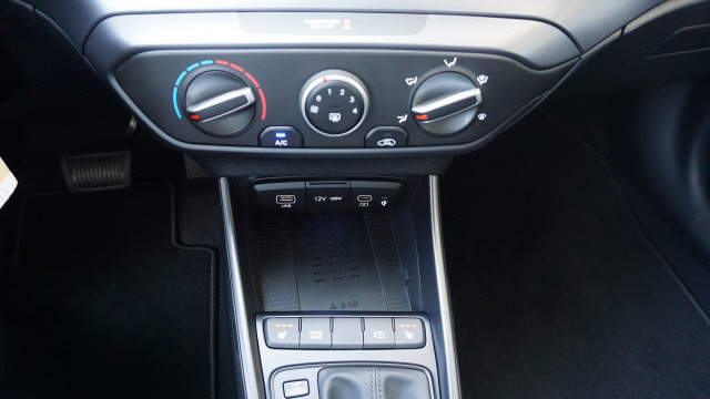 HYUNDAI i20 1.0 T-GDi Amplia DCT-image-12
