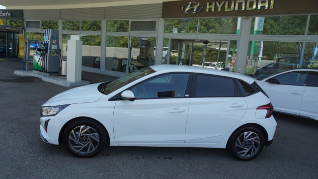 HYUNDAI i20 1.0 T-GDi Amplia DCT-showroom-element-2