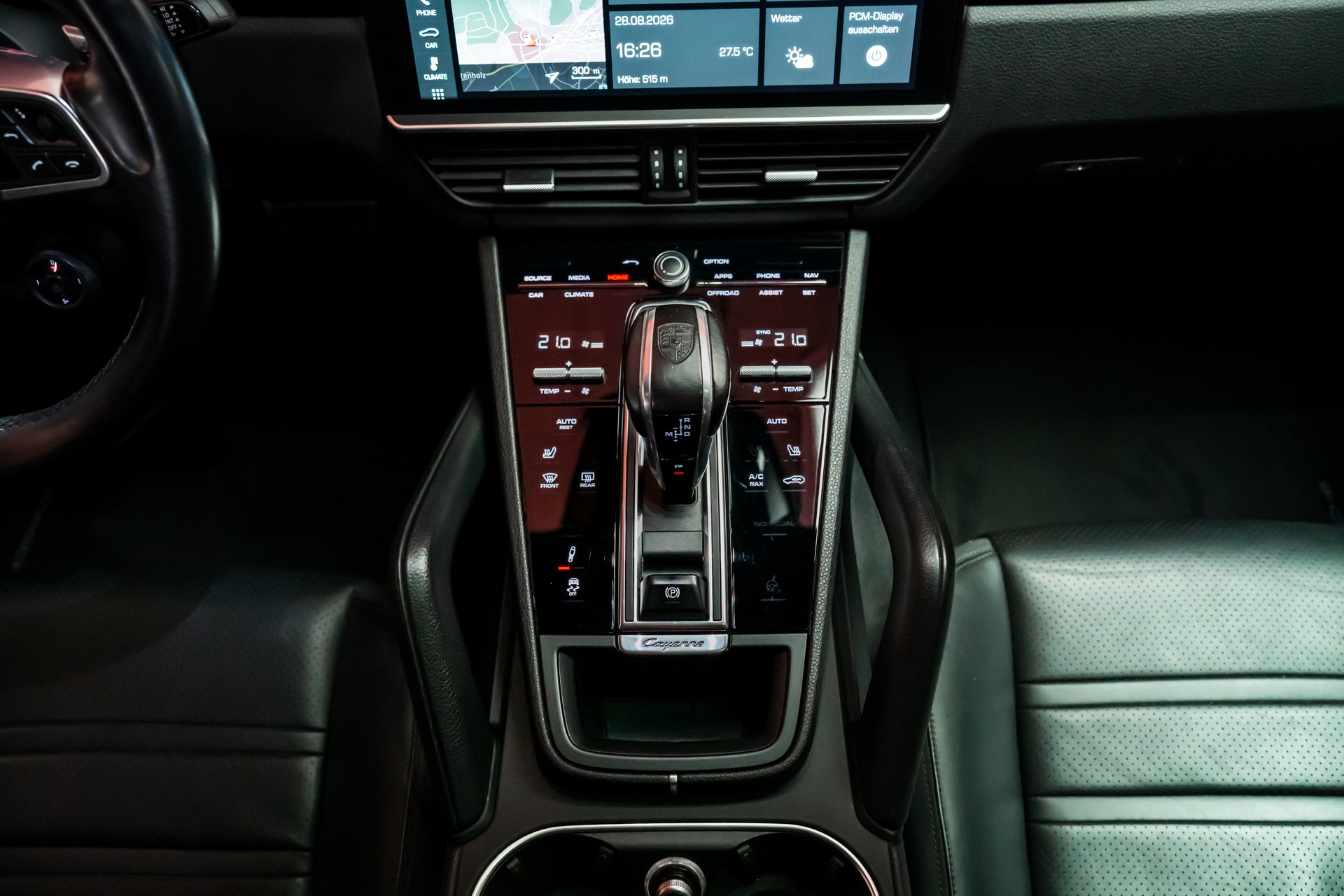 PORSCHE Cayenne Coupé 2.9 V6 S / CH-Fahrzeug / Sport Chrono / Panorama-image-29