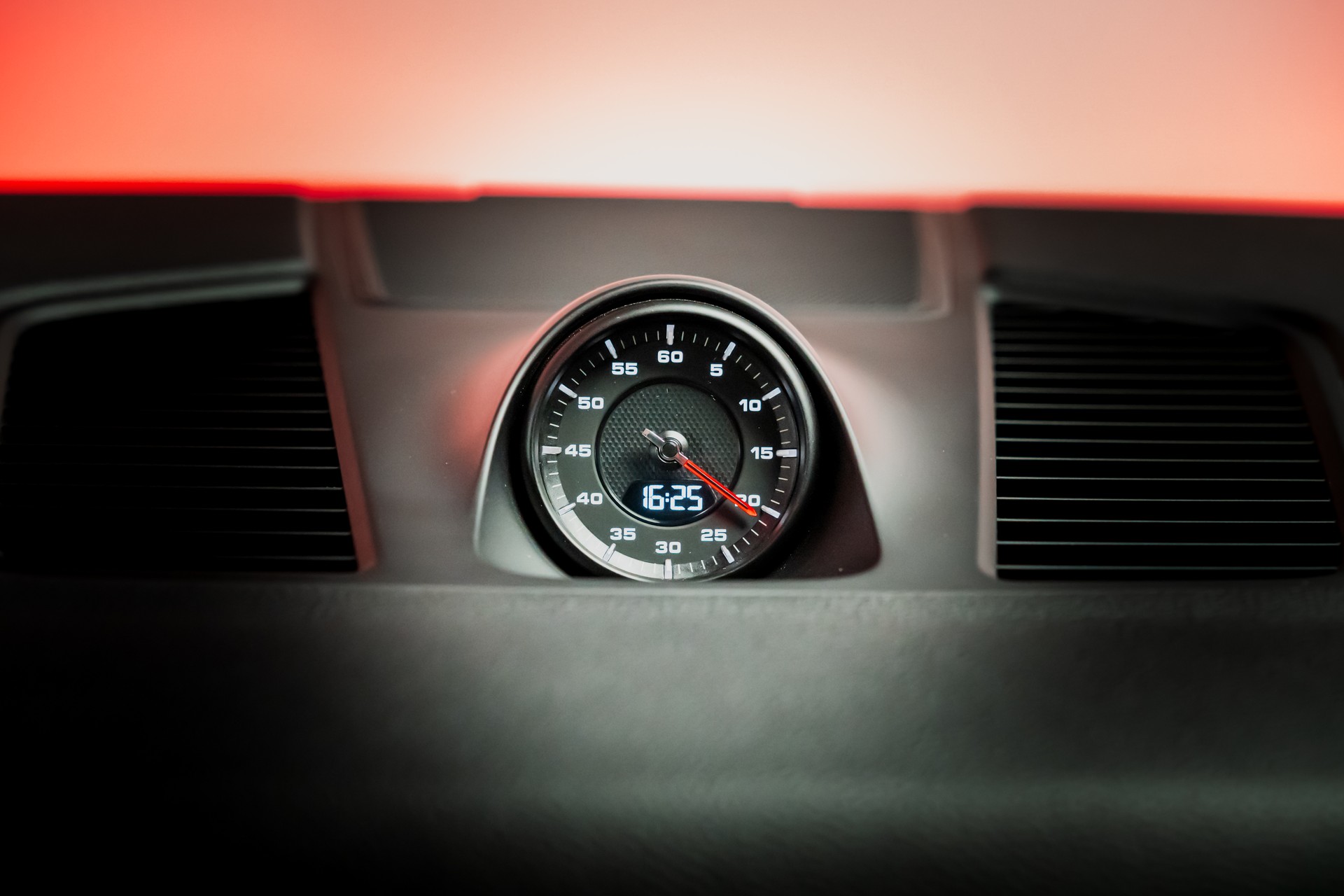 PORSCHE Cayenne Coupé 2.9 V6 S / CH-Fahrzeug / Sport Chrono / Panorama-image-23