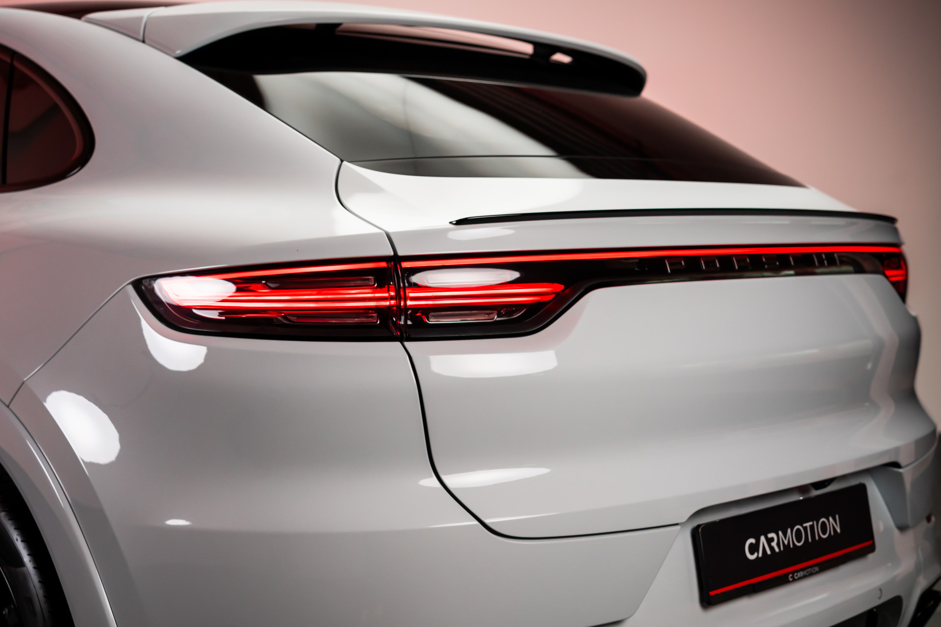 PORSCHE Cayenne Coupé 2.9 V6 S / CH-Fahrzeug / Sport Chrono / Panorama-image-10