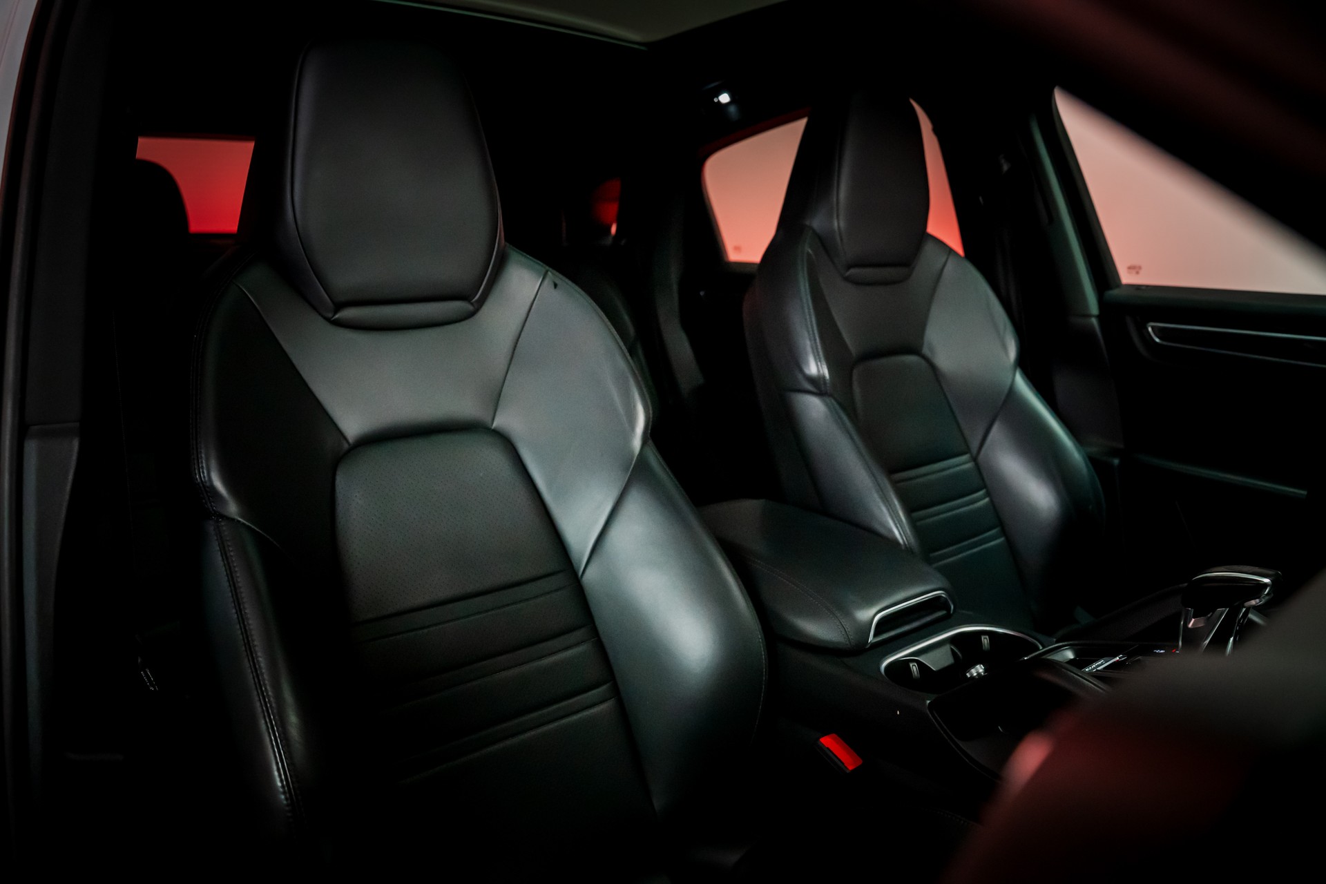 PORSCHE Cayenne Coupé 2.9 V6 S / CH-Fahrzeug / Sport Chrono / Panorama-image-20