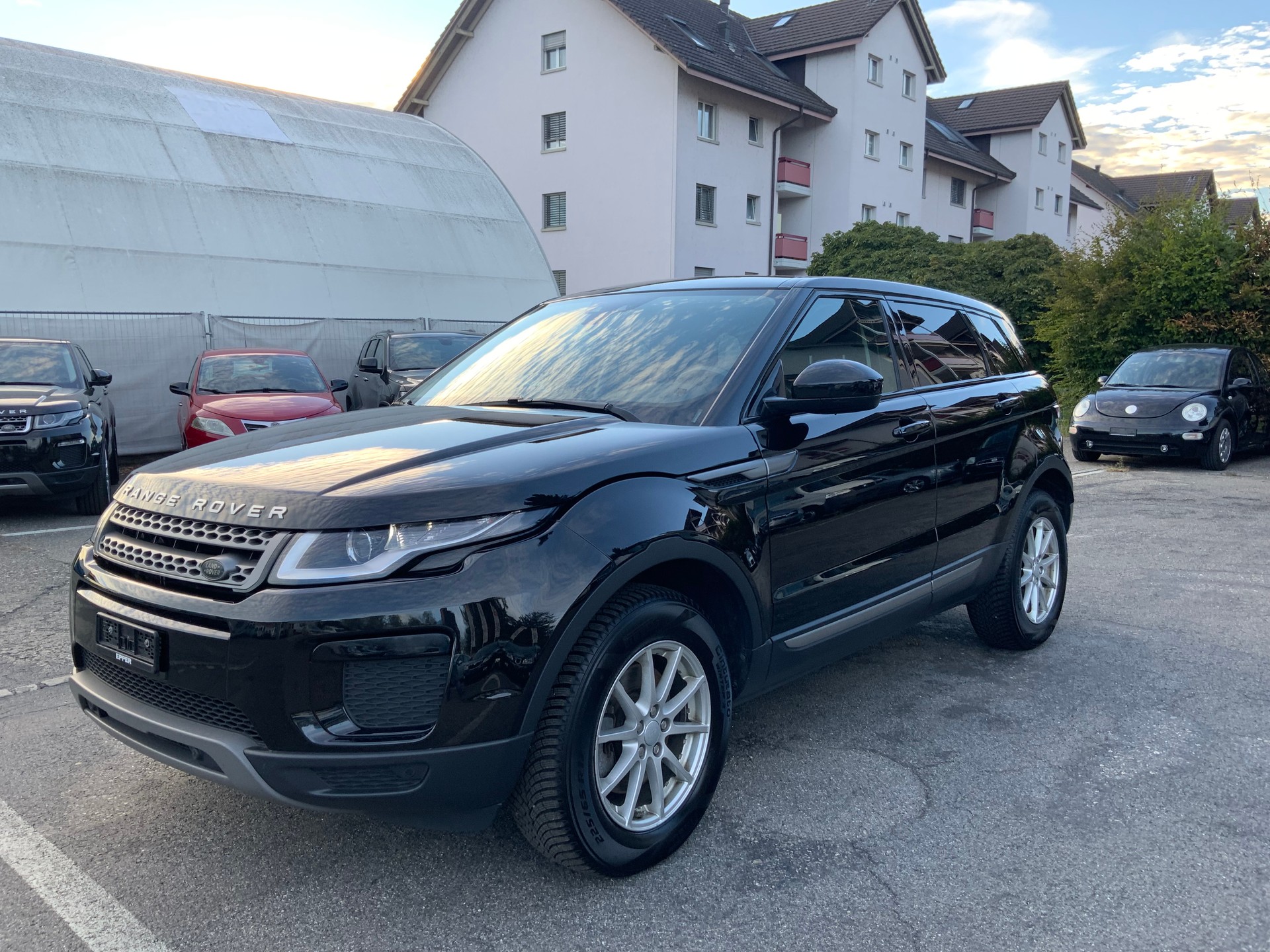 LAND ROVER Range Rover Evoque 2.0 TD4 SE-image-1