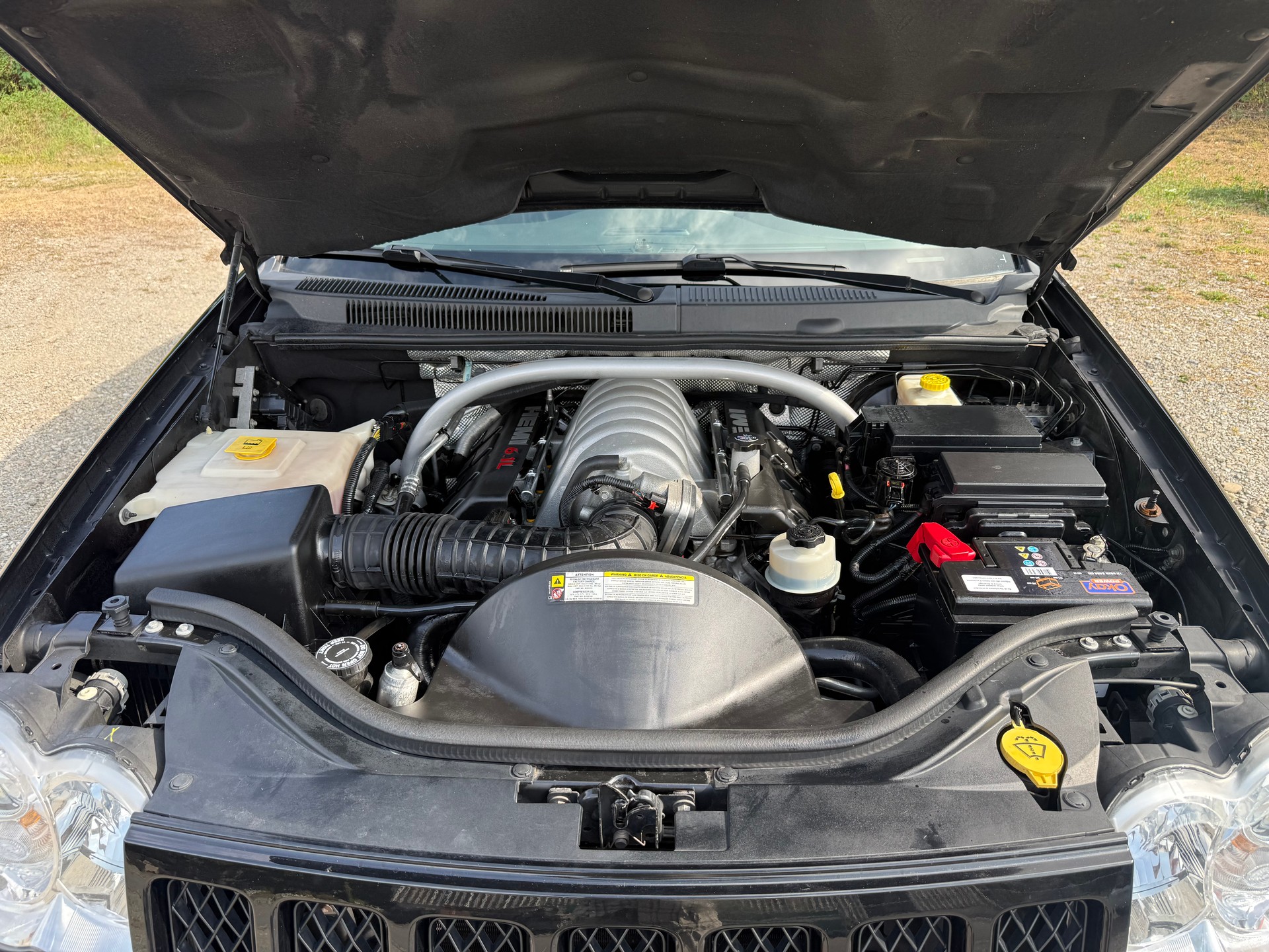 JEEP Grand Cherokee 6.1 HEMI SRT8 Automatic-image-10
