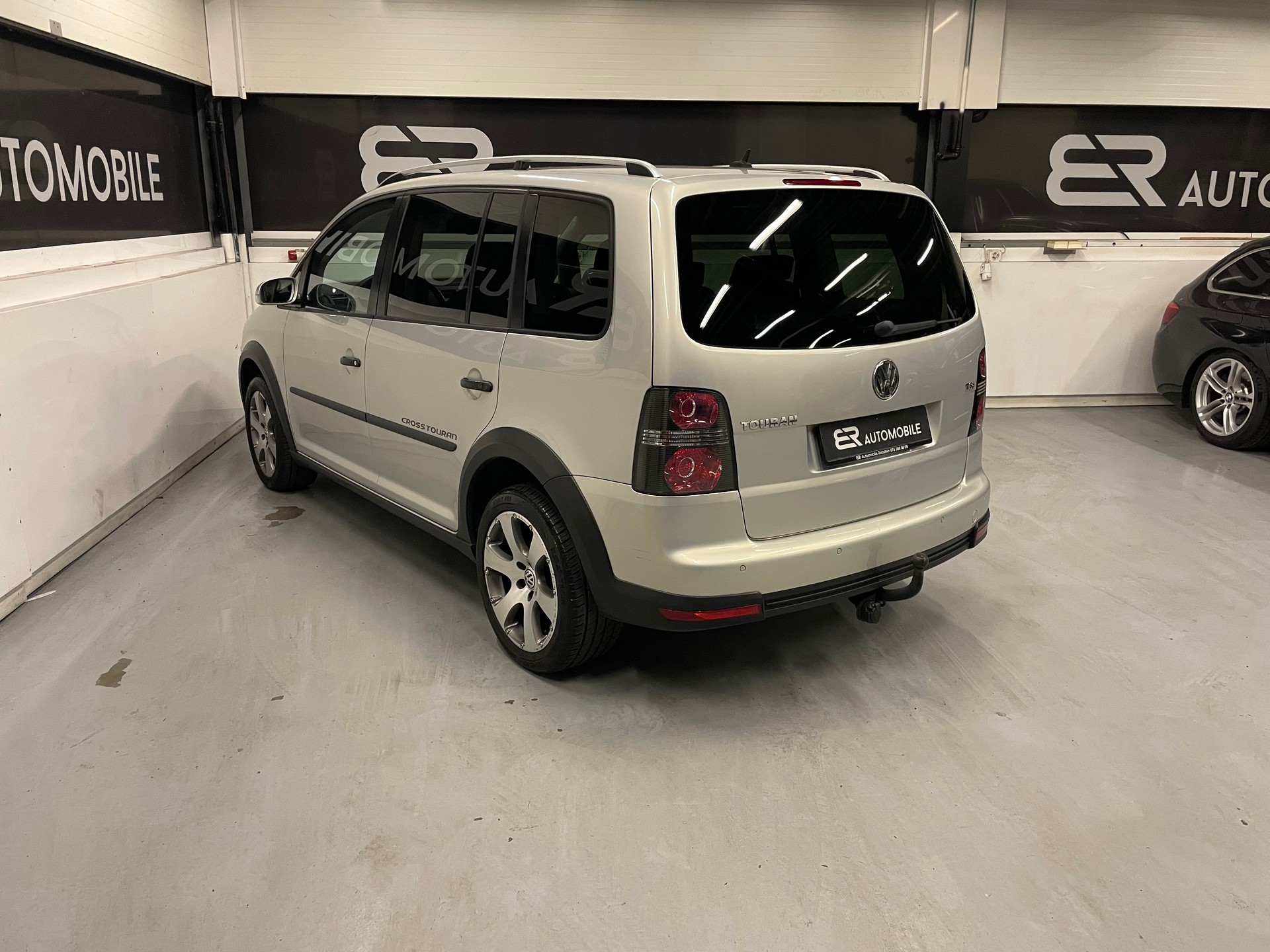 VW CrossTouran 1.4 TSI 7-Plätze-image-5