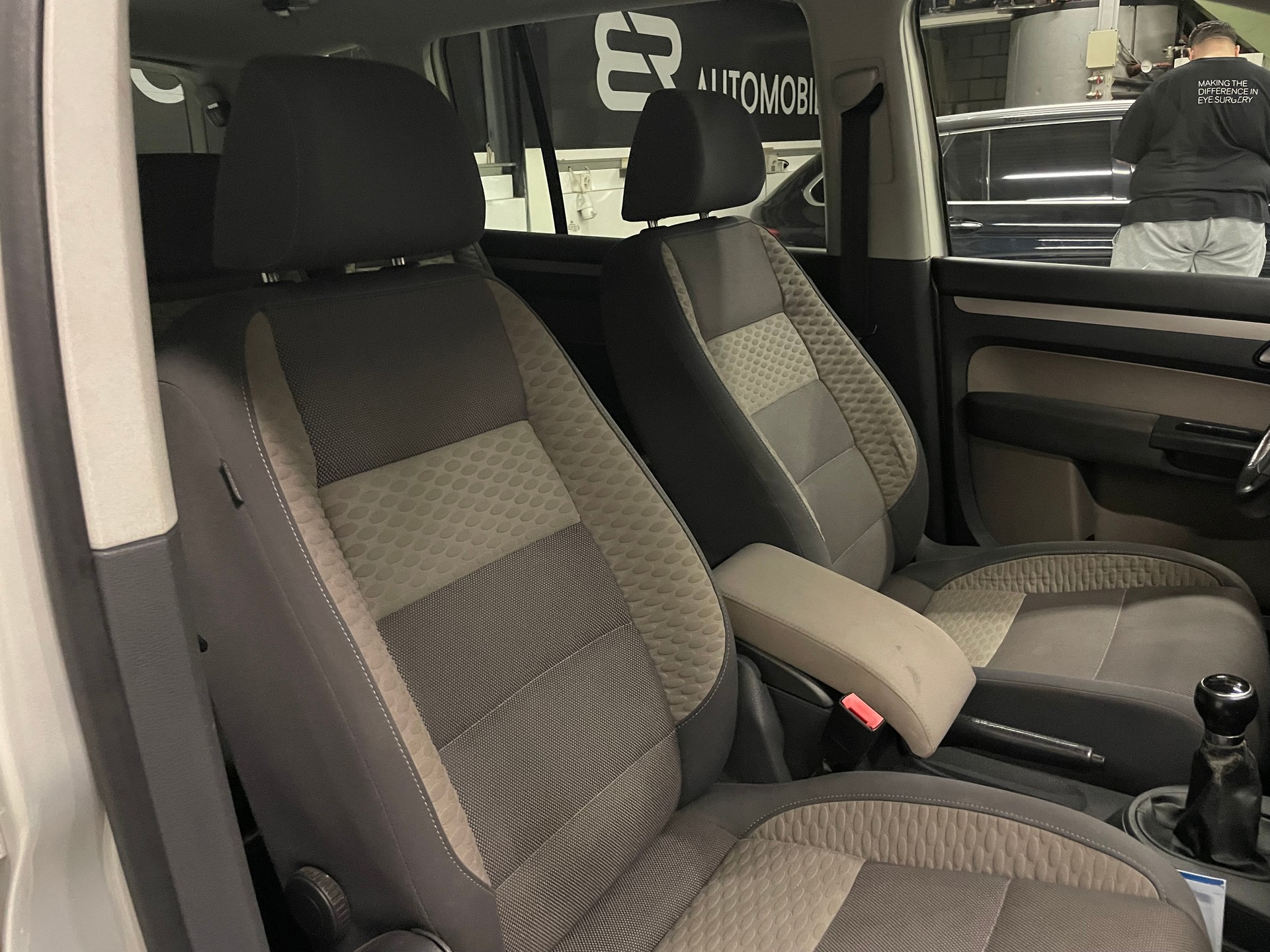 VW CrossTouran 1.4 TSI 7-Plätze-image-12