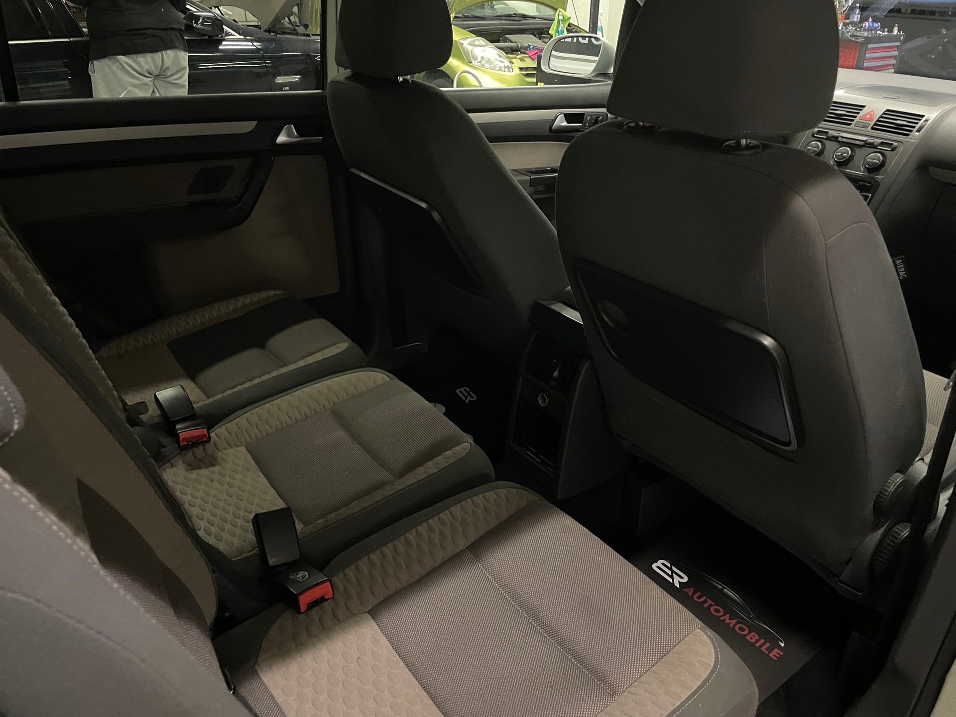 VW CrossTouran 1.4 TSI 7-Plätze-image-13