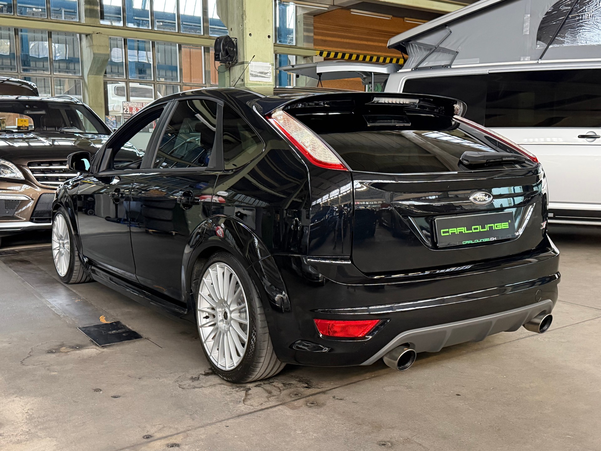 FORD Focus 2.5 Turbo ST-showroom-element-1