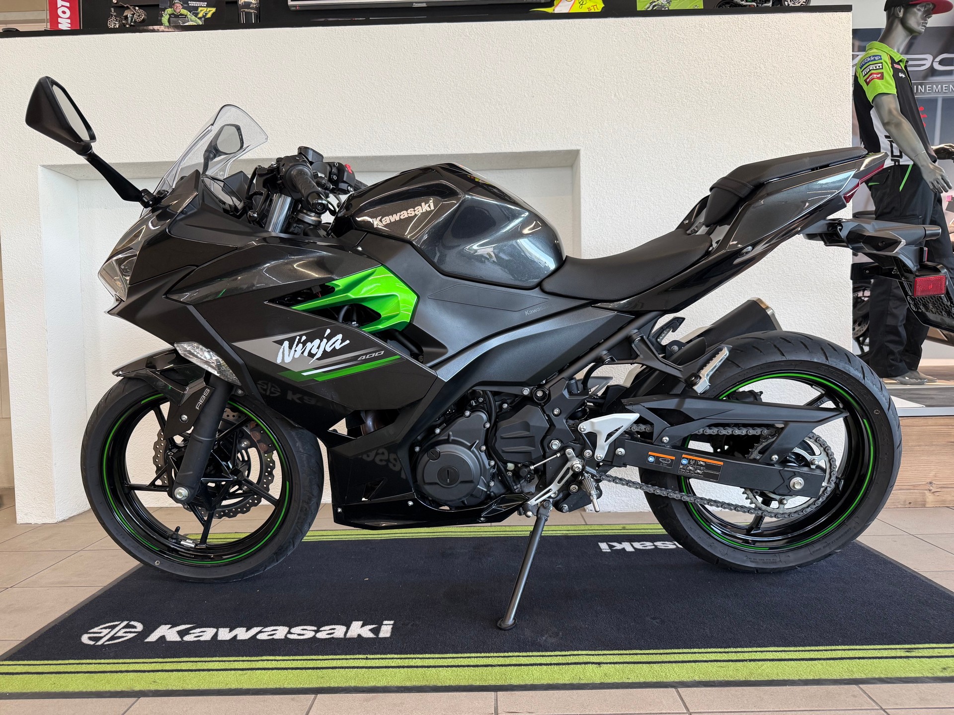 KAWASAKI Ninja 400-image-0