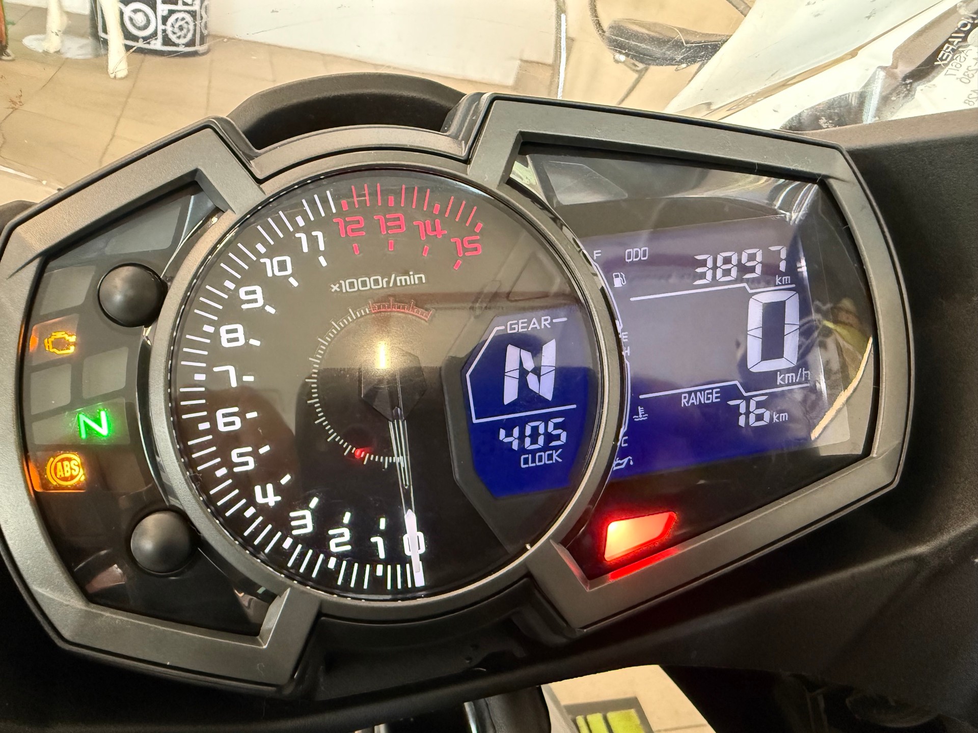 KAWASAKI Ninja 400-image-1