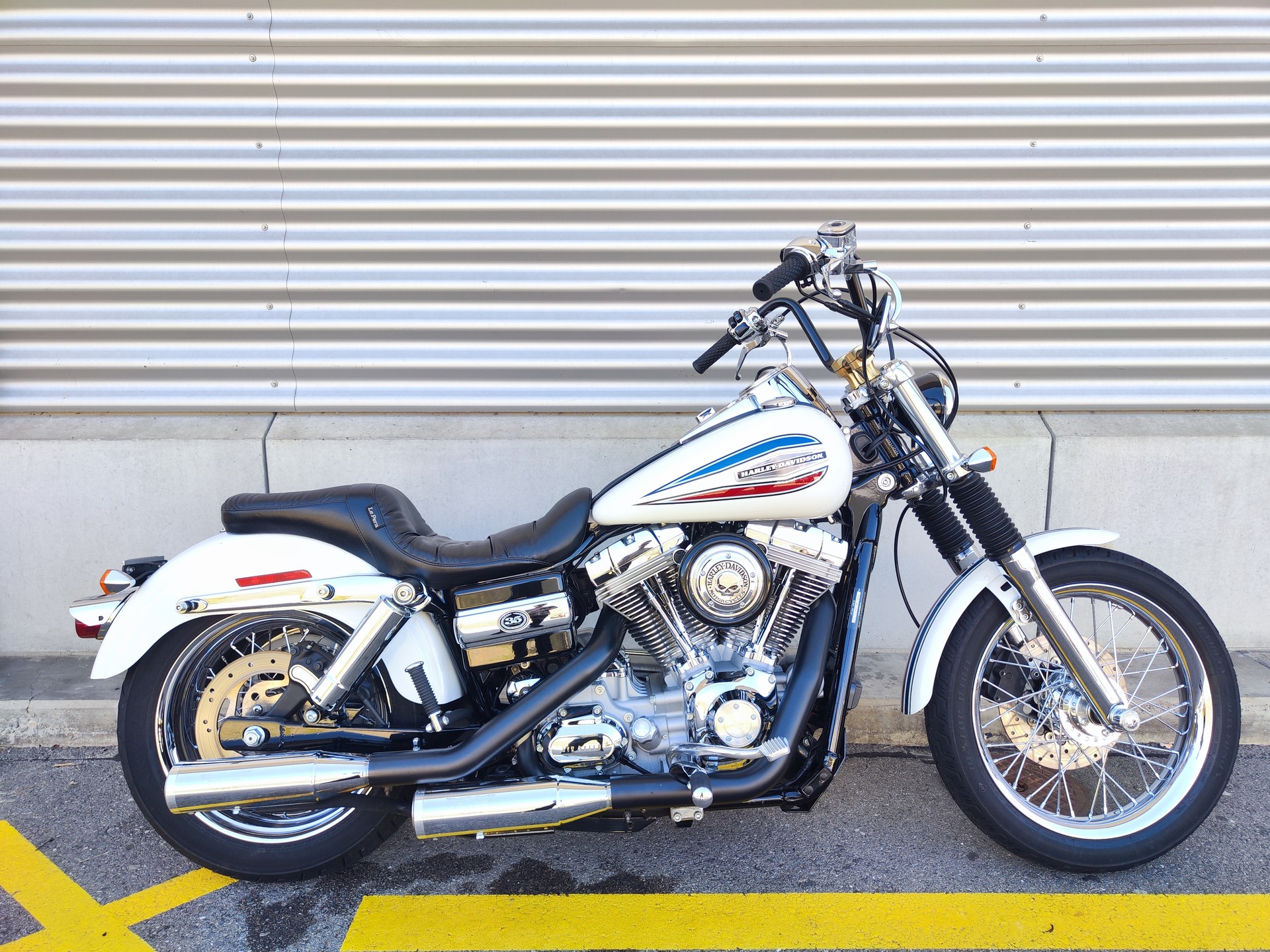 HARLEY-DAVIDSON FXDI35 Dyna Super Glide 35th Anniversary-image-0