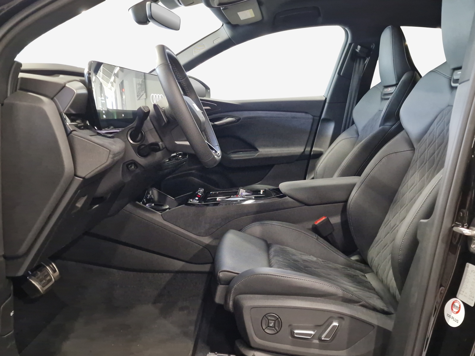 AUDI Q6 Sportback e-tron quattro-image-7