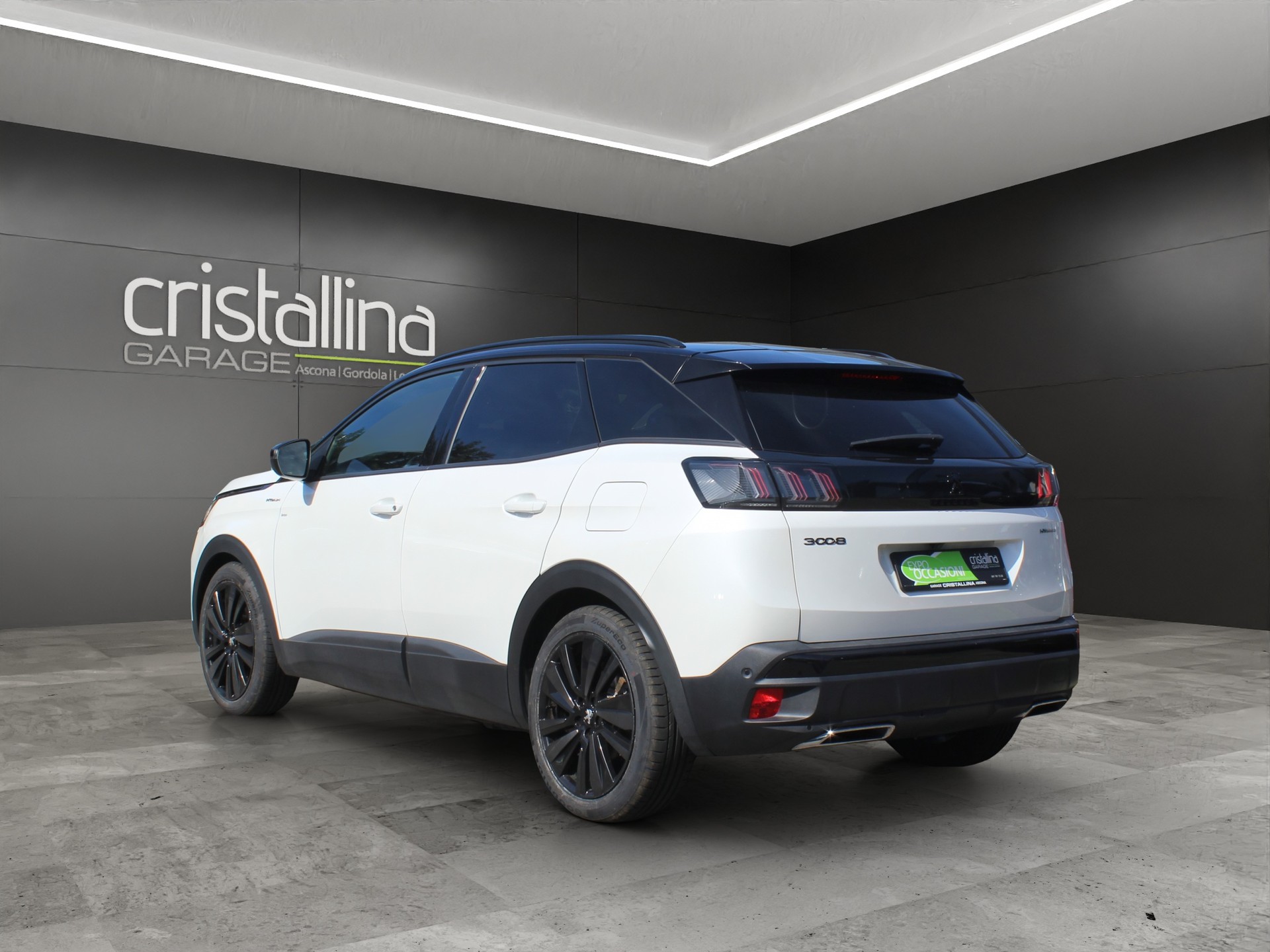 PEUGEOT 3008 1.6 Plug-in Hybrid4 GT Pack-showroom-element-2