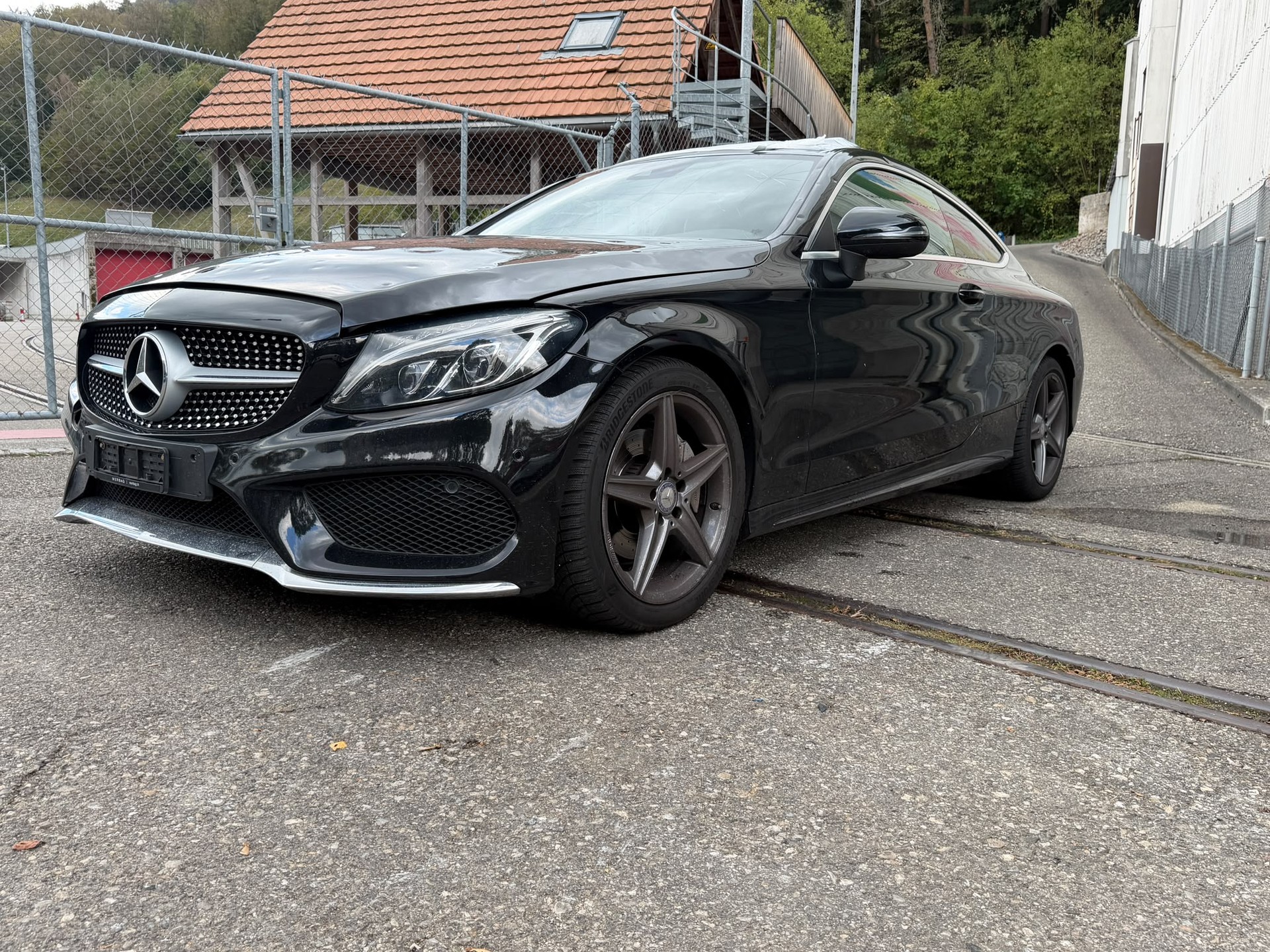 MERCEDES-BENZ C 220 d AMG Line Coupé 9G-Tronic