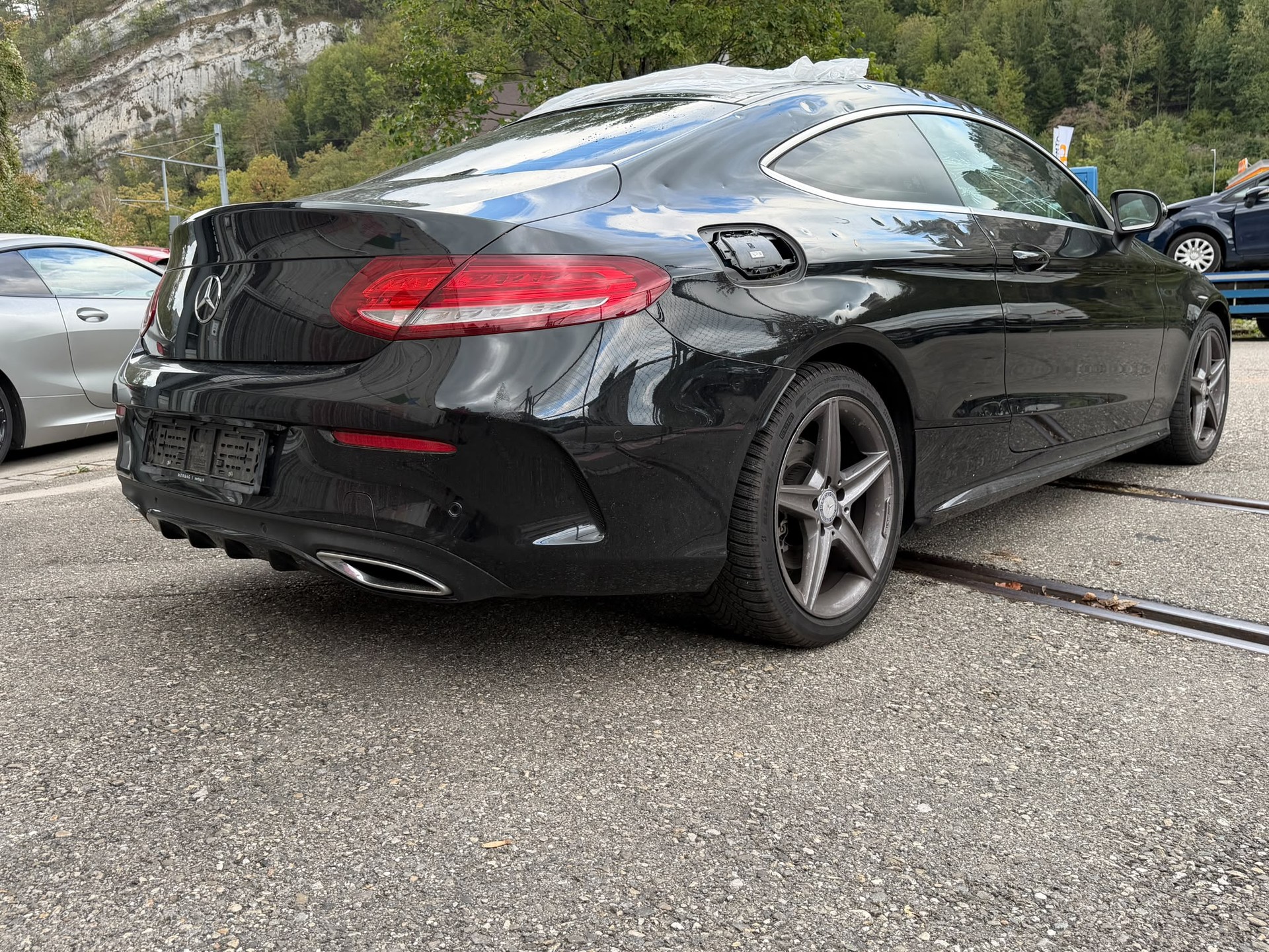 MERCEDES-BENZ C 220 d AMG Line Coupé 9G-Tronic-showroom-element-3