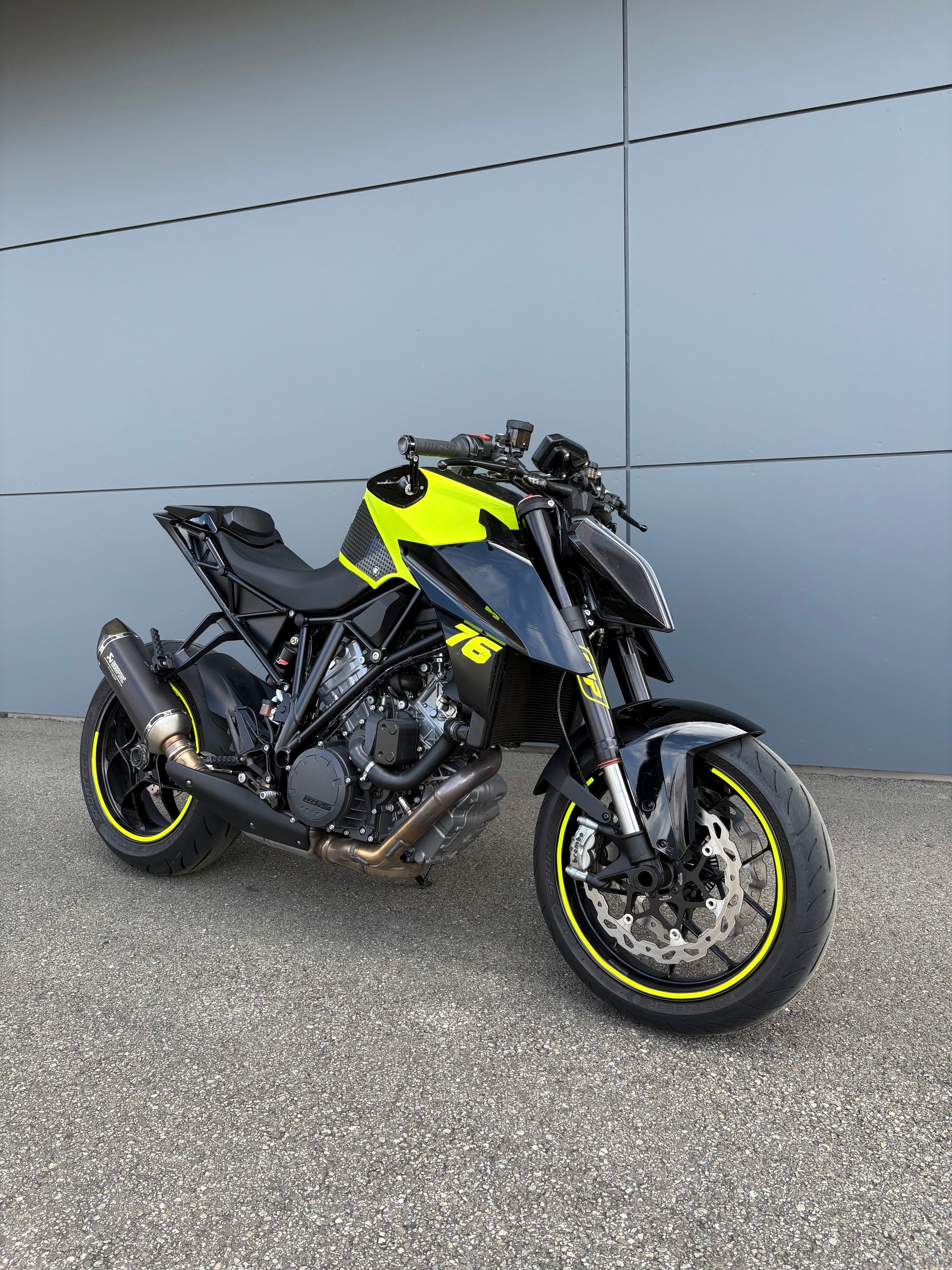 KTM 1290 Super Duke R-image-7