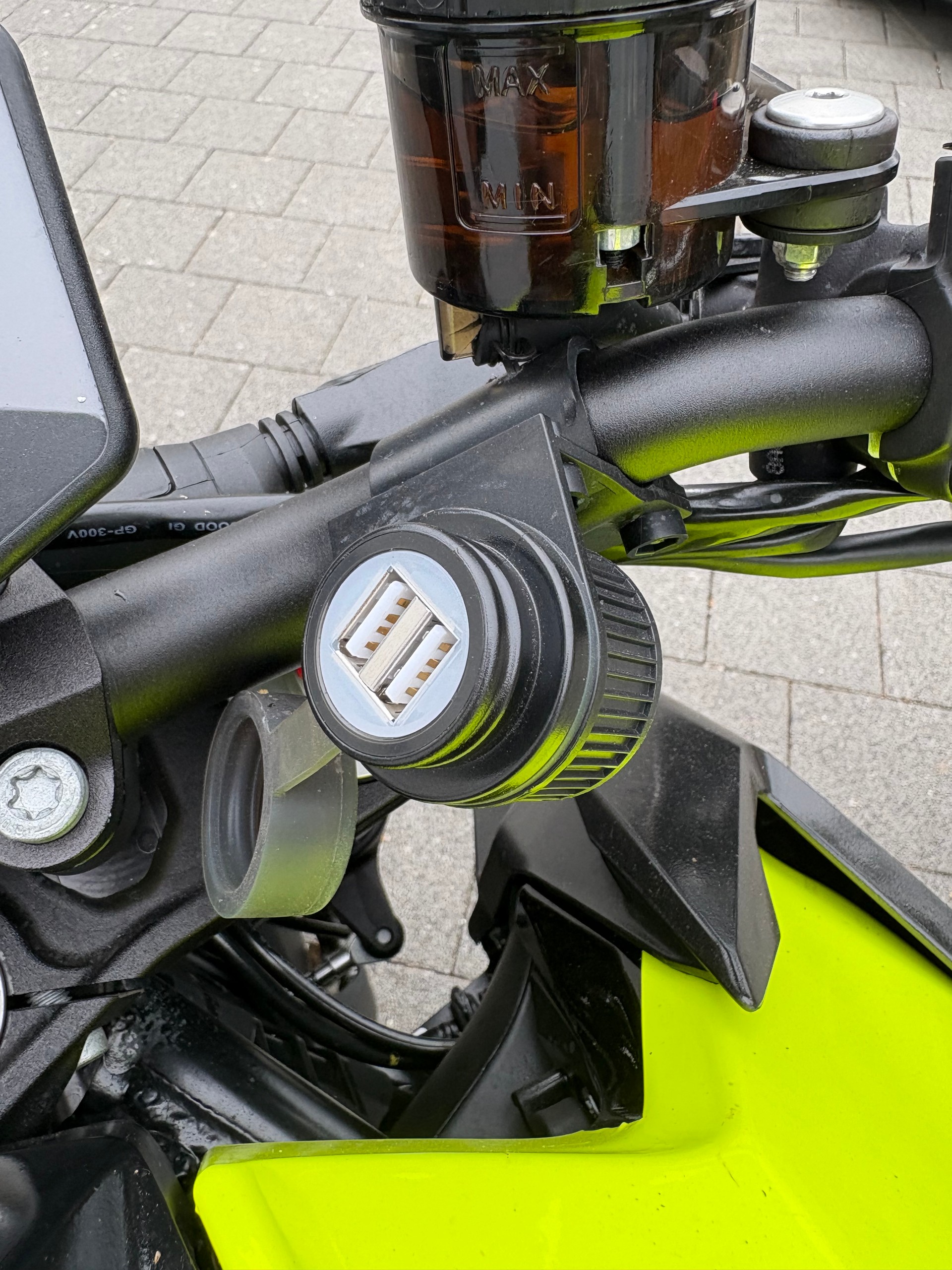 KTM 1290 Super Duke R-image-4