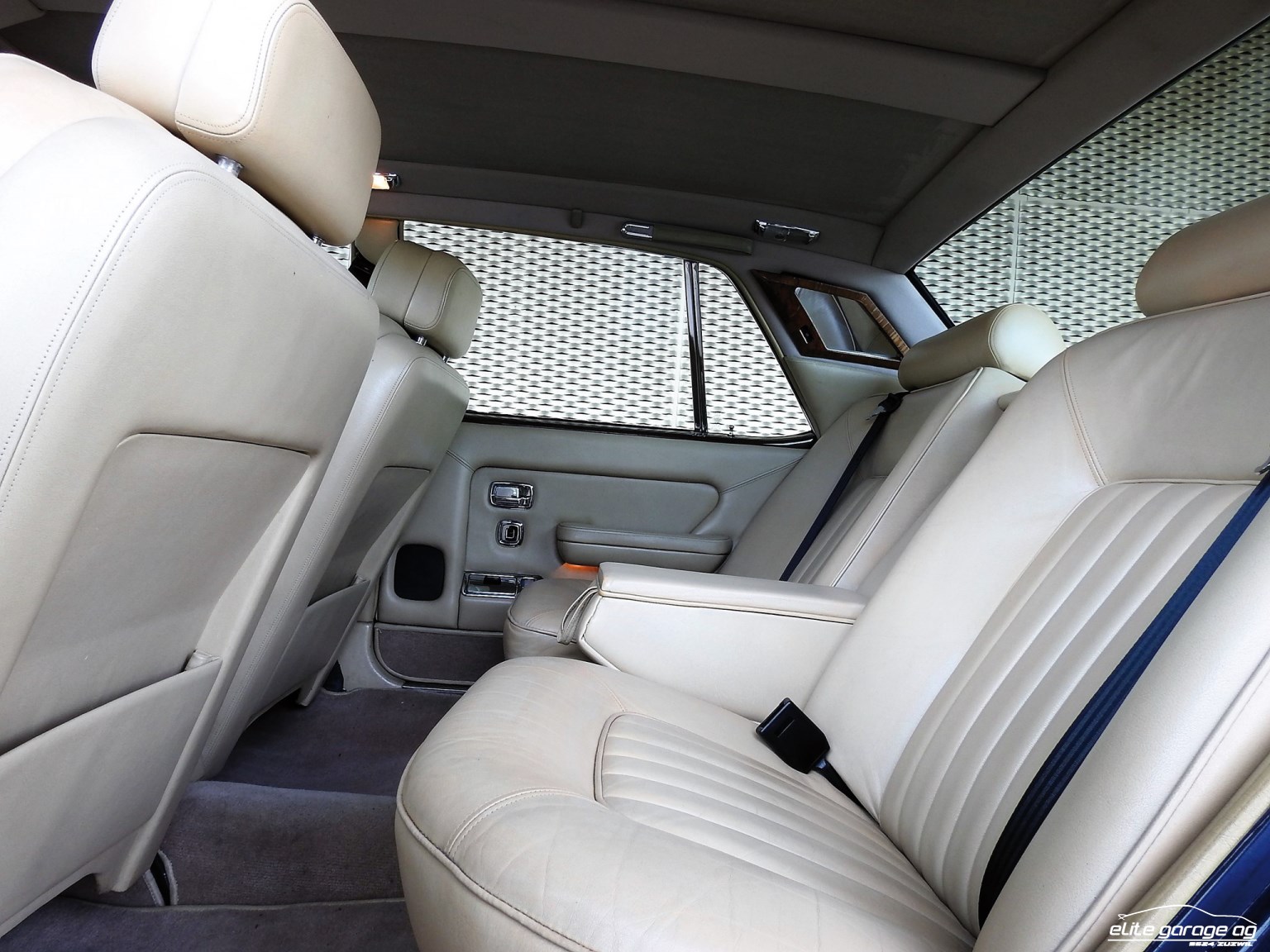 ROLLS-ROYCE Silver Spirit Mk. I-image-10