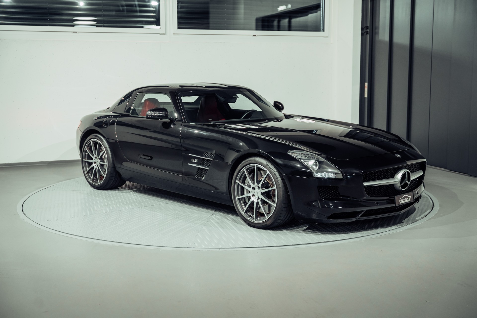 MERCEDES-BENZ SLS 63 AMG Speedshift-image-5