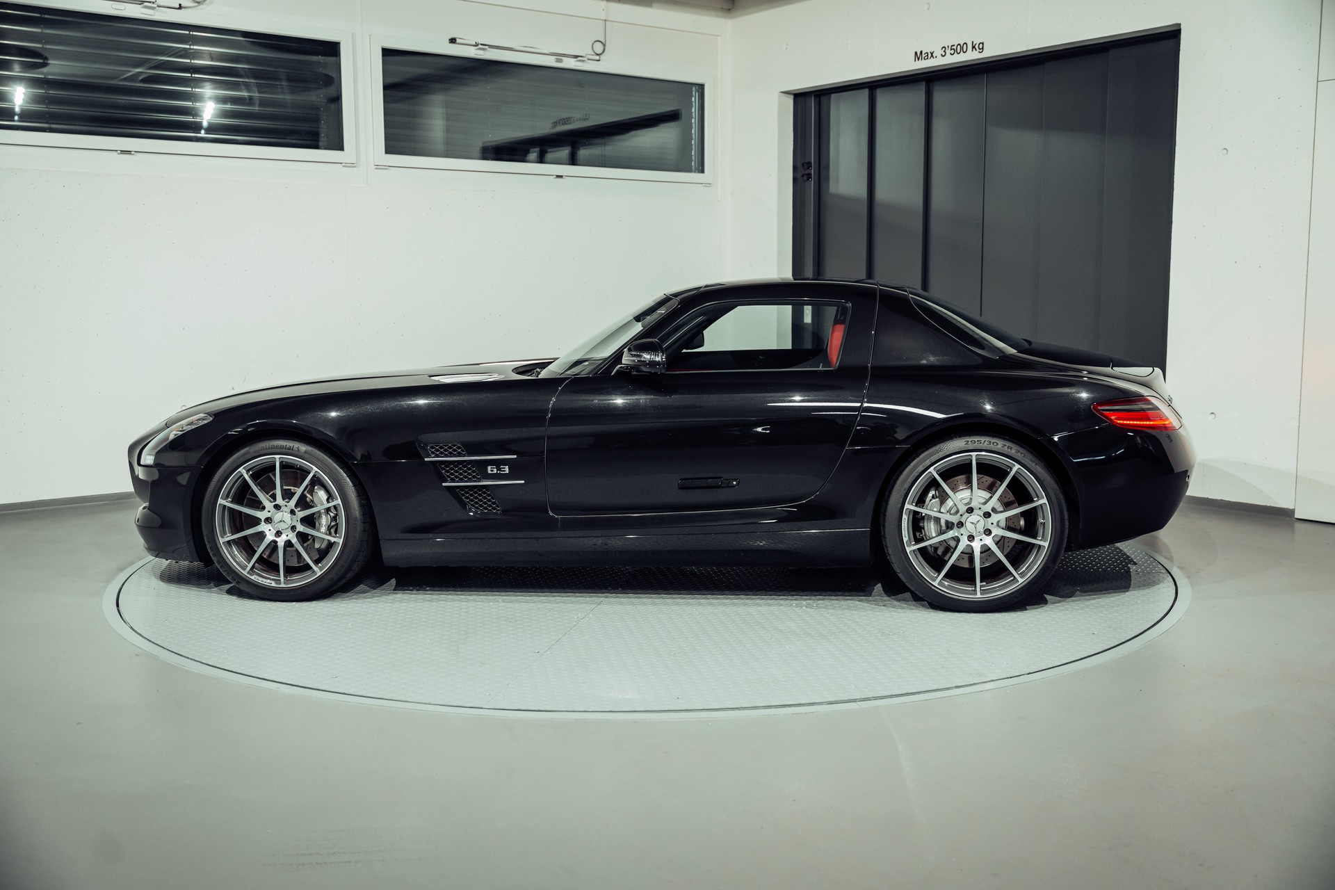 MERCEDES-BENZ SLS 63 AMG Speedshift-image-13