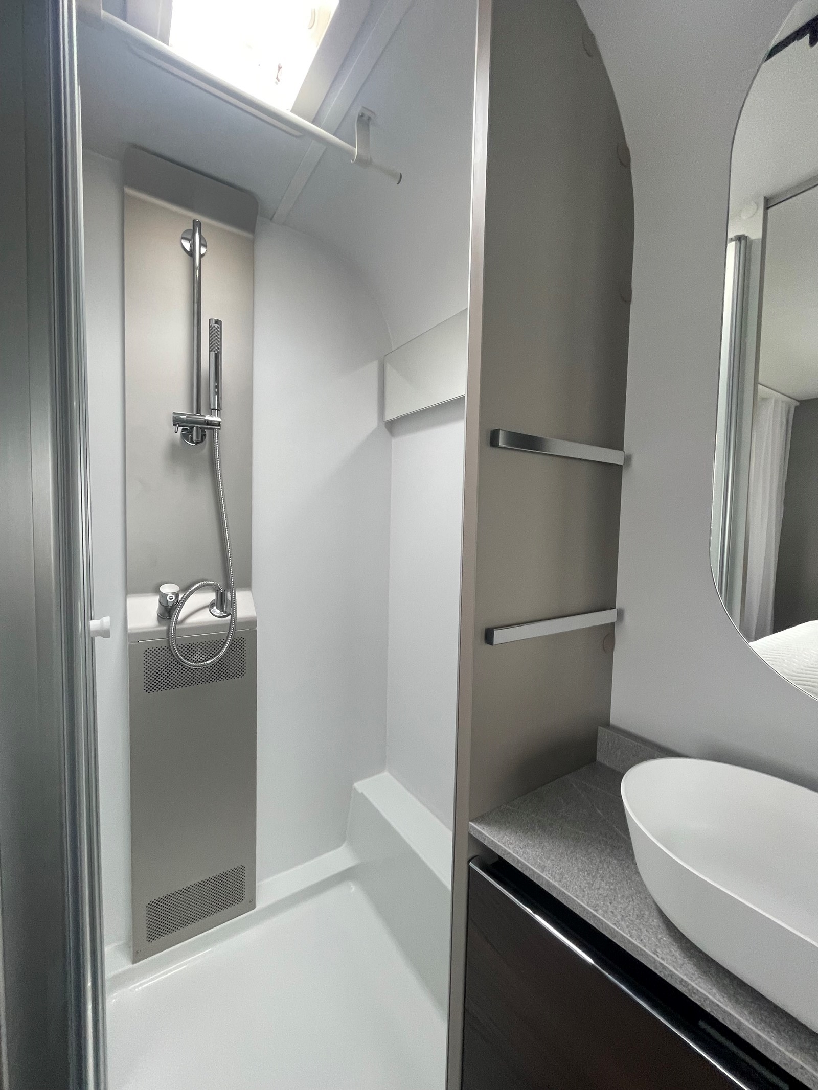 ADRIA ALPINA 663 HT-image-10