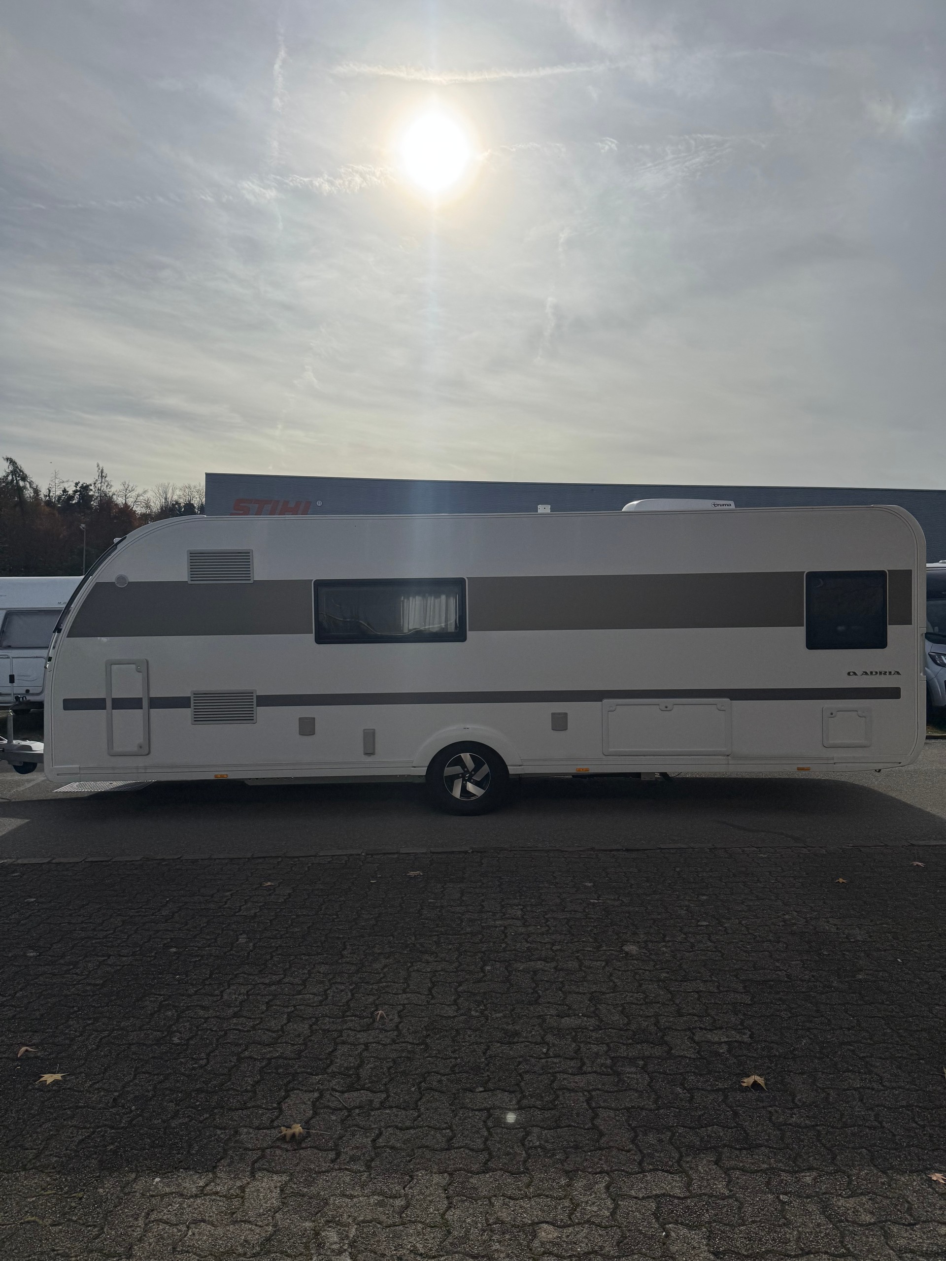 ADRIA ALPINA 663 HT-image-2