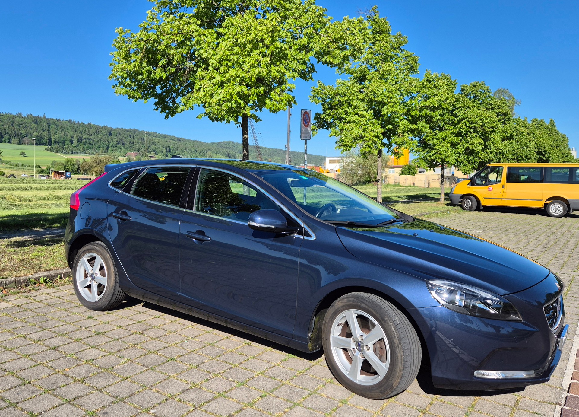VOLVO V40 D3 Momentum Geartronic