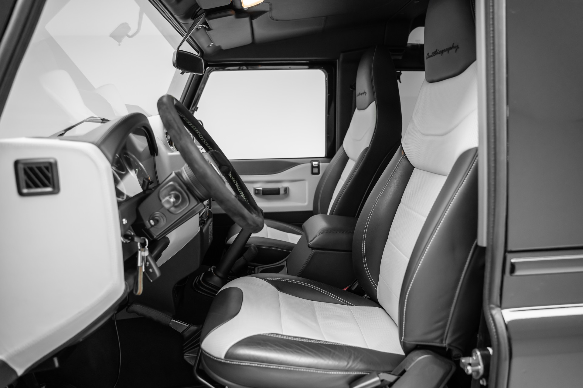 LAND ROVER Defender 90 2.2 TD4 Station Wagon Autobiography-image-10