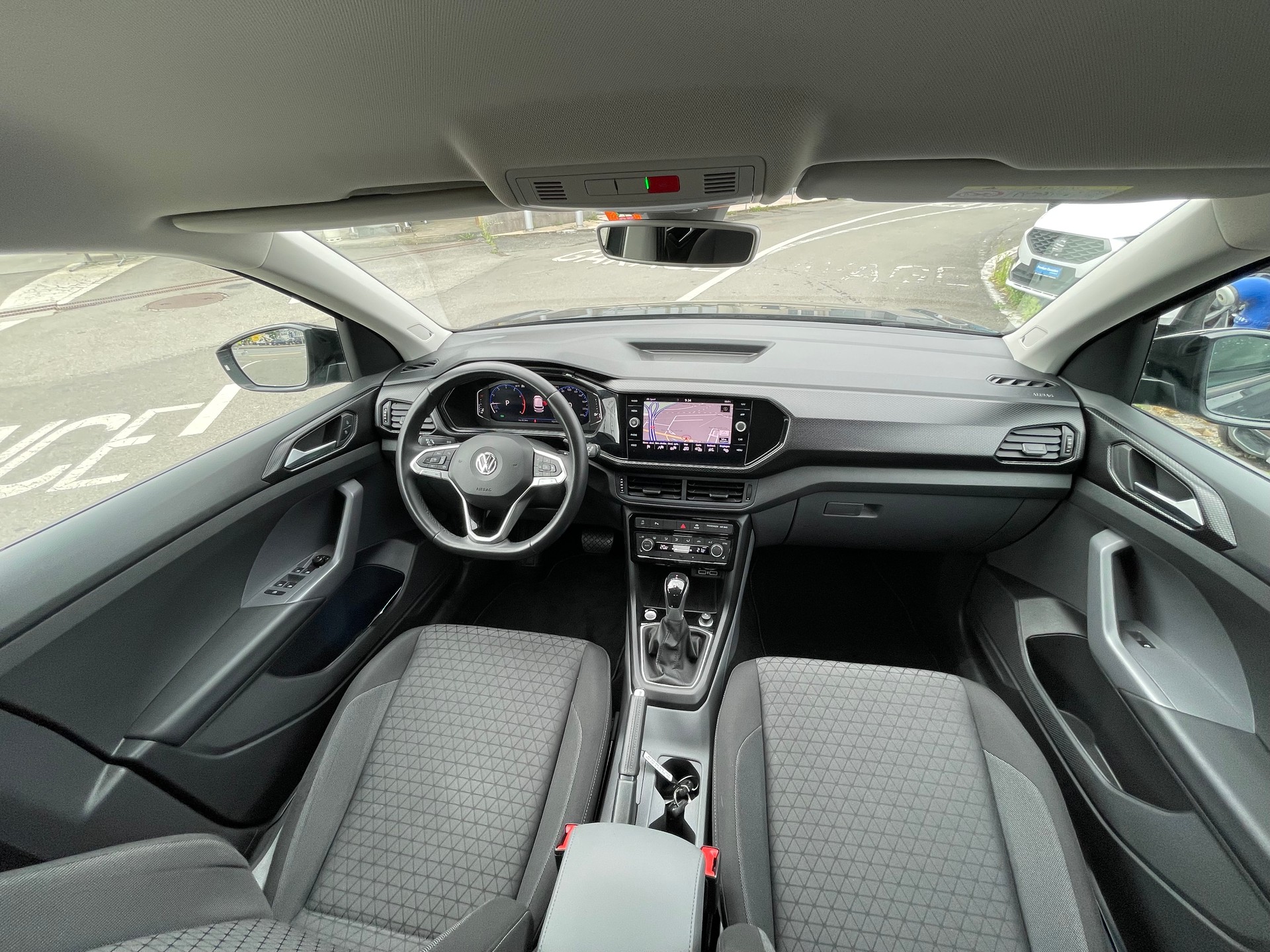 VW T-Cross 1.0 TSI Life DSG-image-7