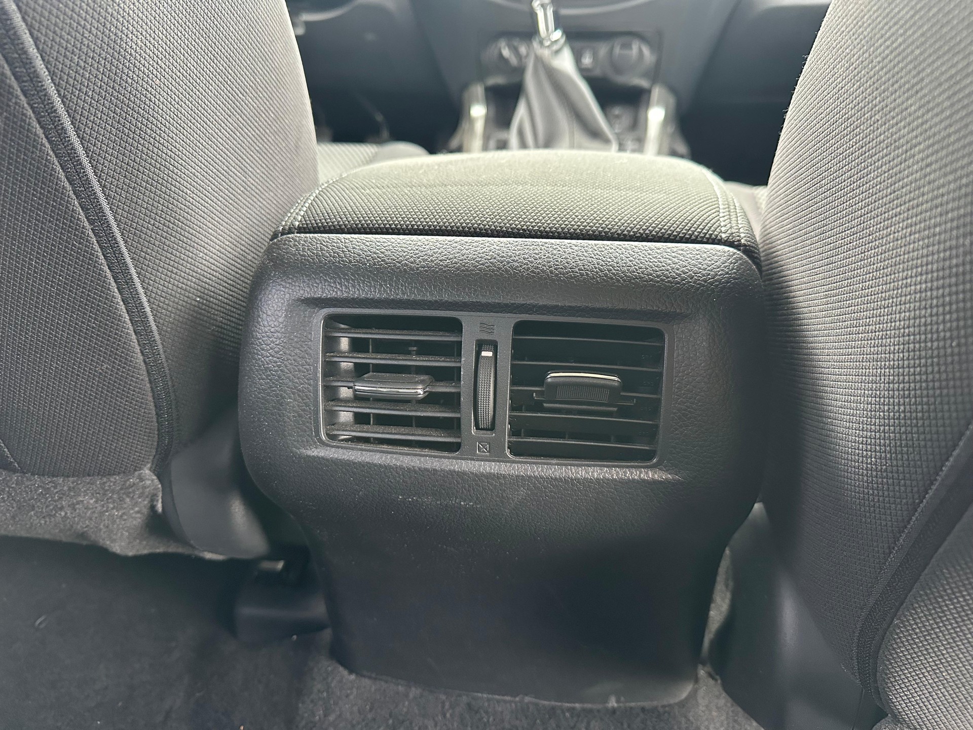 RENAULT dCi 160 4WD-image-26