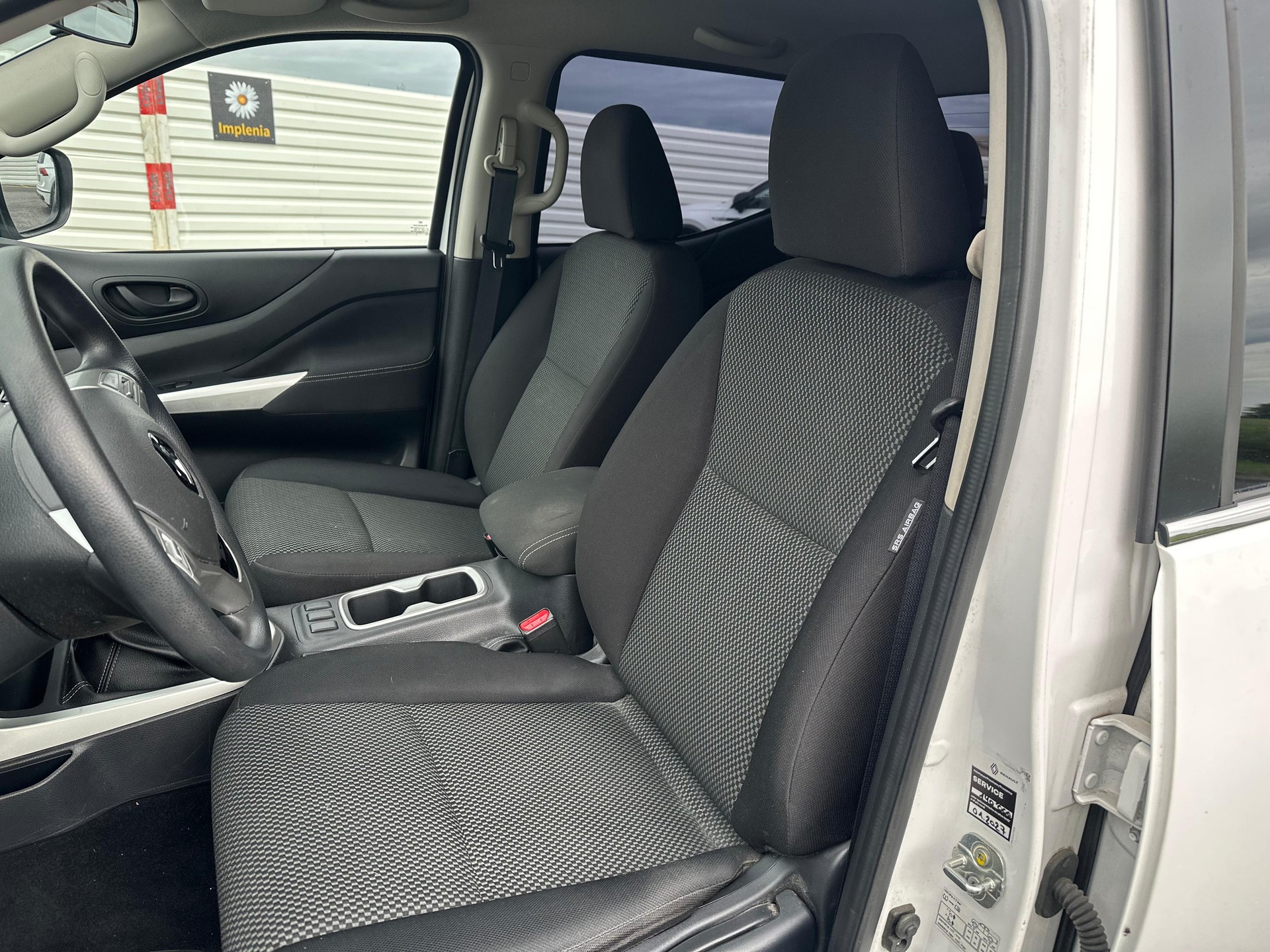 RENAULT dCi 160 4WD-image-21