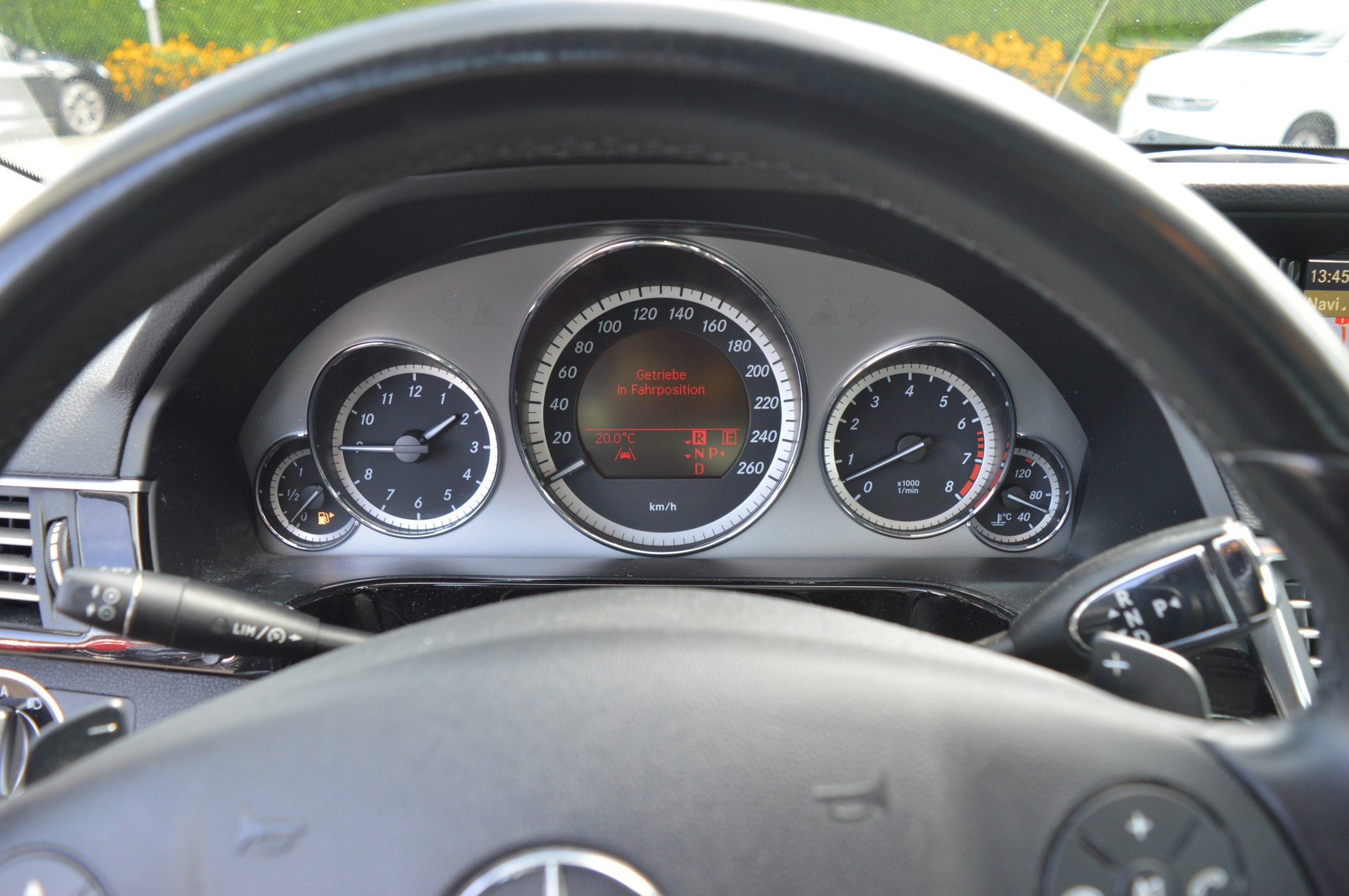 MERCEDES-BENZ E 350 Avantgarde 4Matic 7G-Tronic-image-18