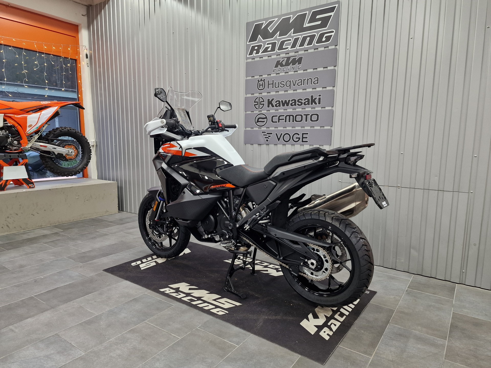 KTM 1390 Superadventure S EVO-image-3