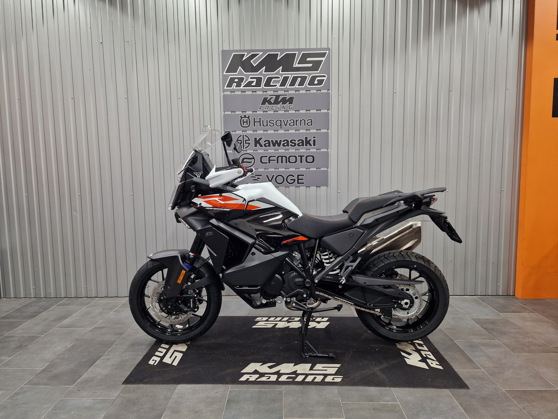 KTM 1390 Superadventure S EVO-image-1