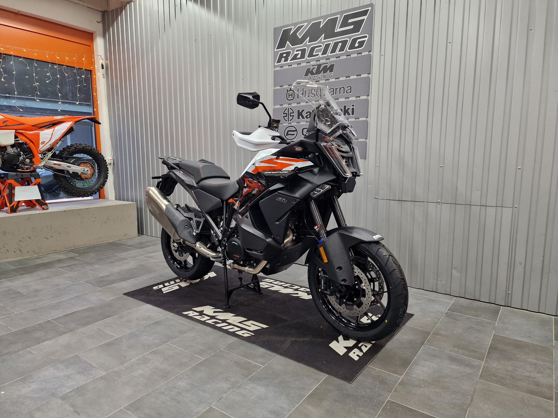 KTM 1390 Superadventure S EVO-image-4