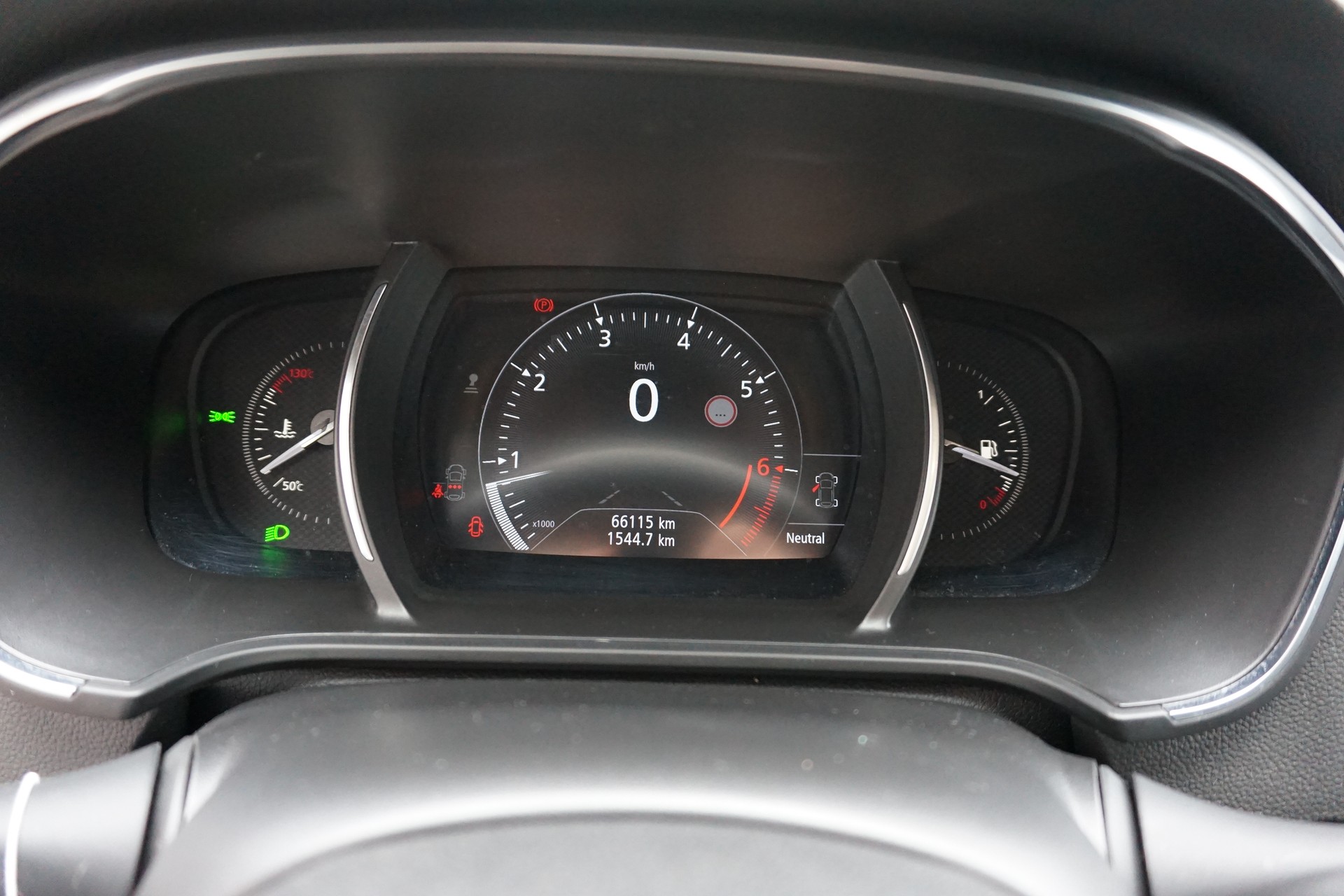 RENAULT Mégane Grandtour 1.3 16V Turbo GT Line-image-9
