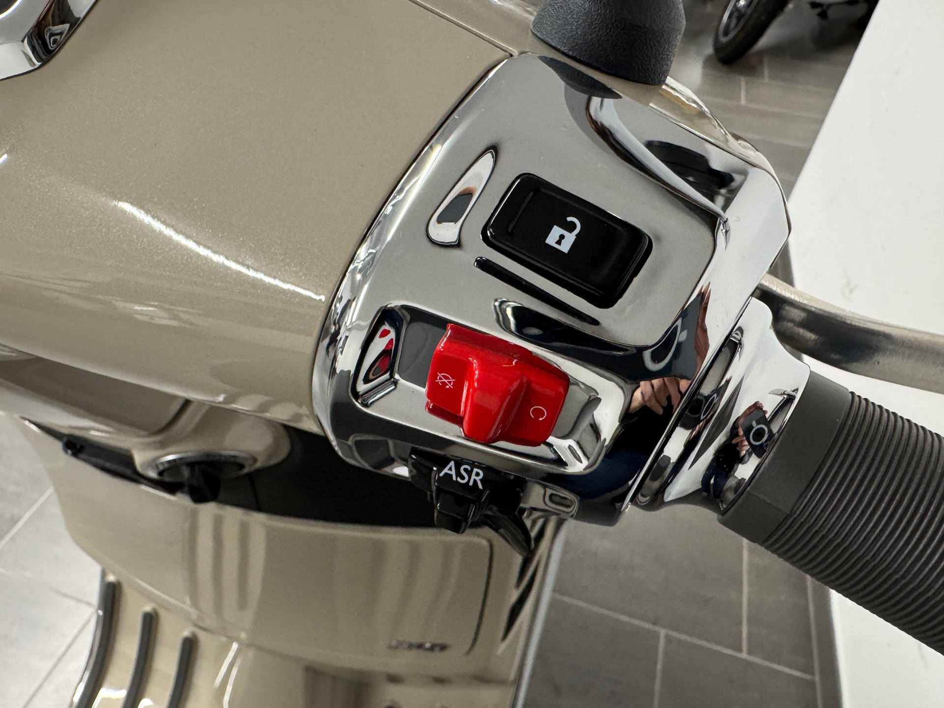 PIAGGIO Vespa GTS 310 RST E5+-image-7