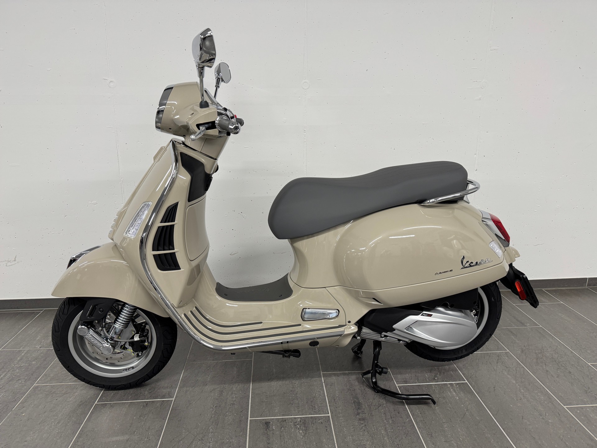 PIAGGIO Vespa GTS 310 RST E5+-image-0