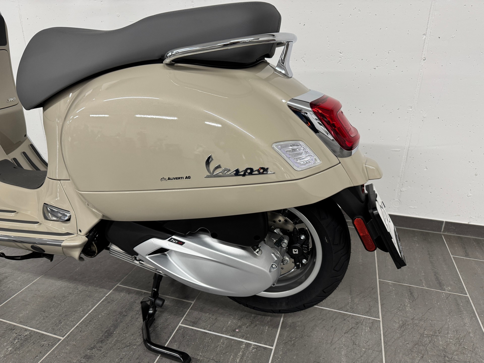 PIAGGIO Vespa GTS 310 RST E5+-image-2