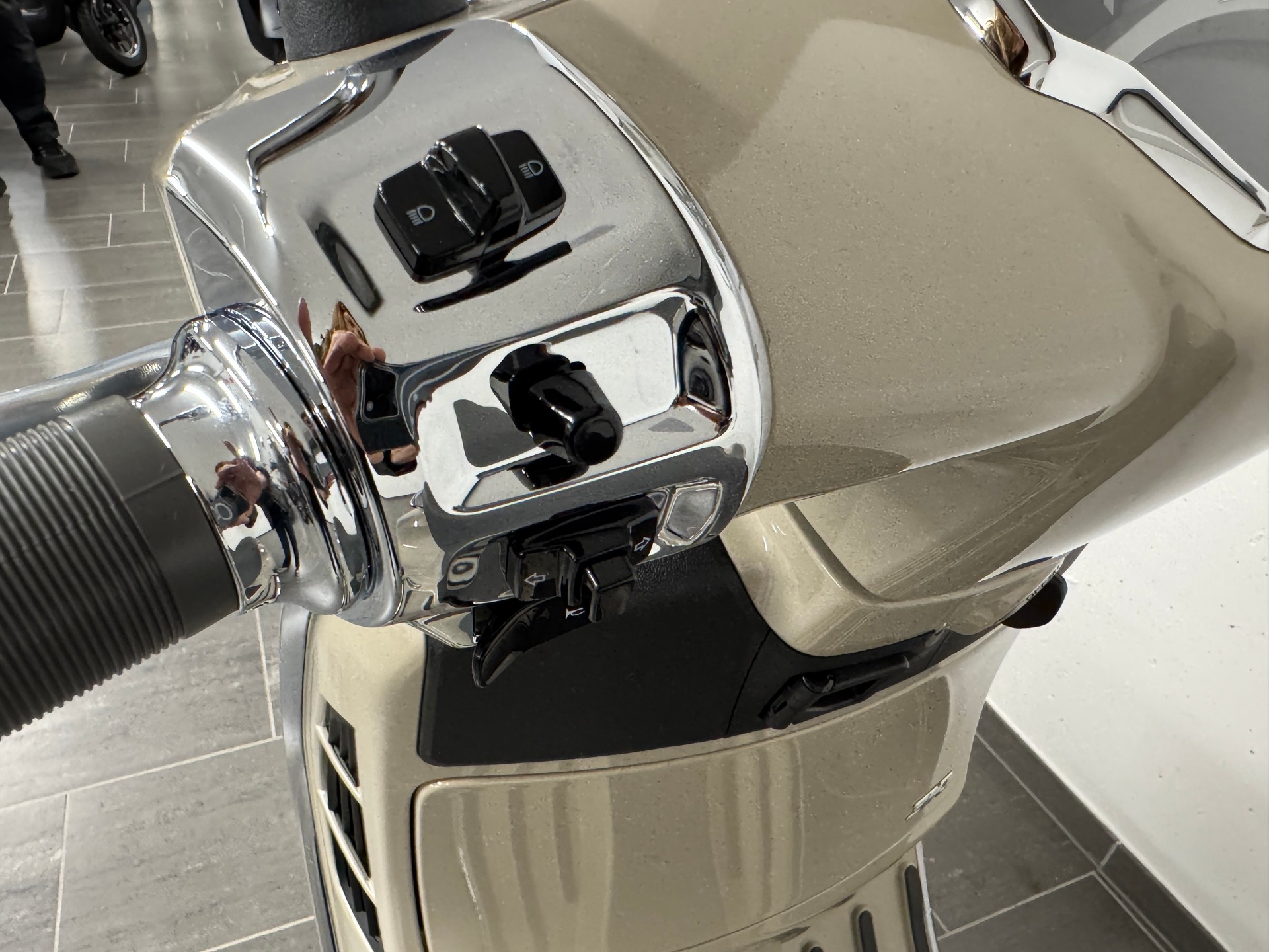 PIAGGIO Vespa GTS 310 RST E5+-image-8