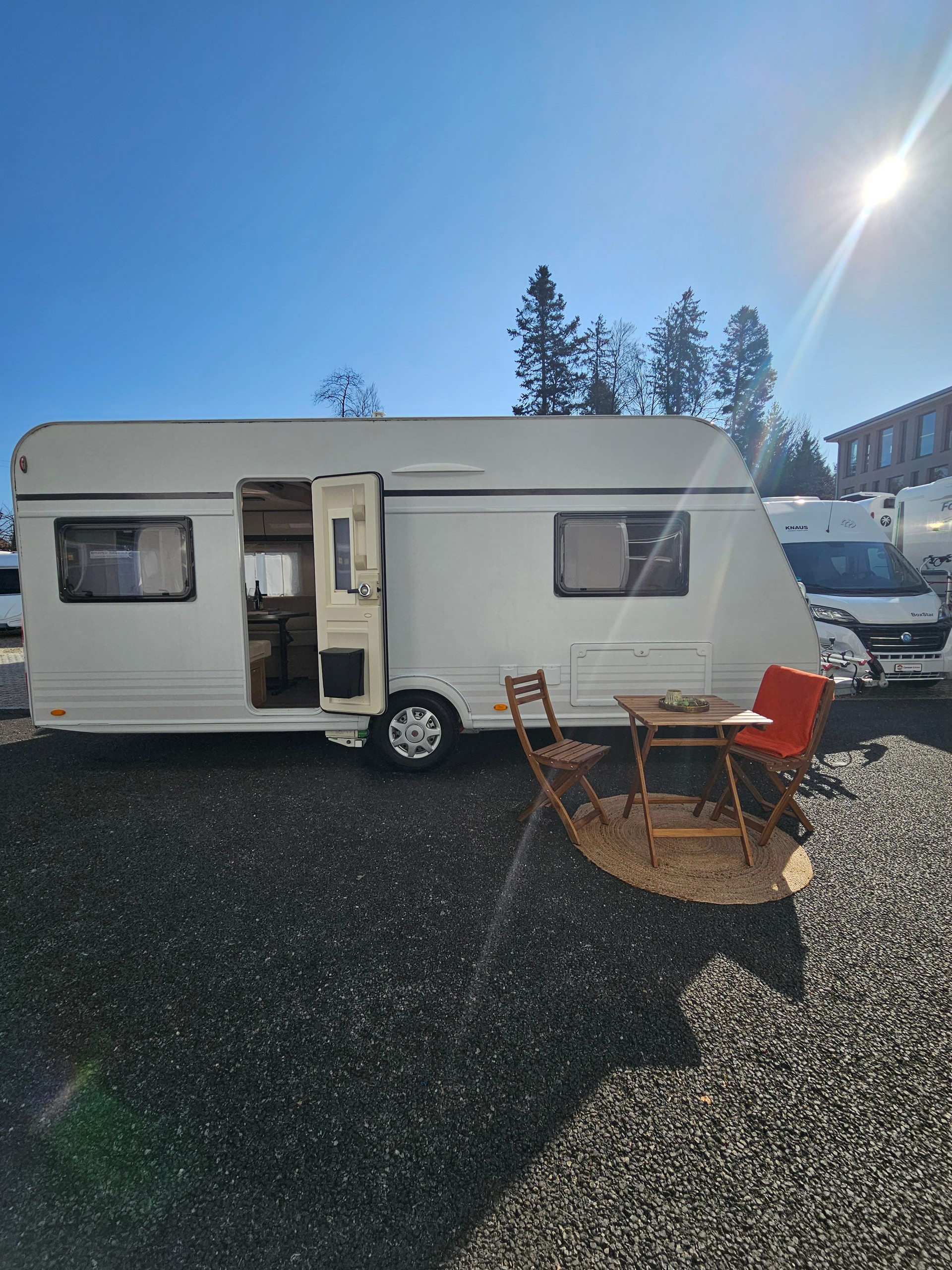 BÜRSTNER Averso Plus 510ts mit Hubbett, Mover!