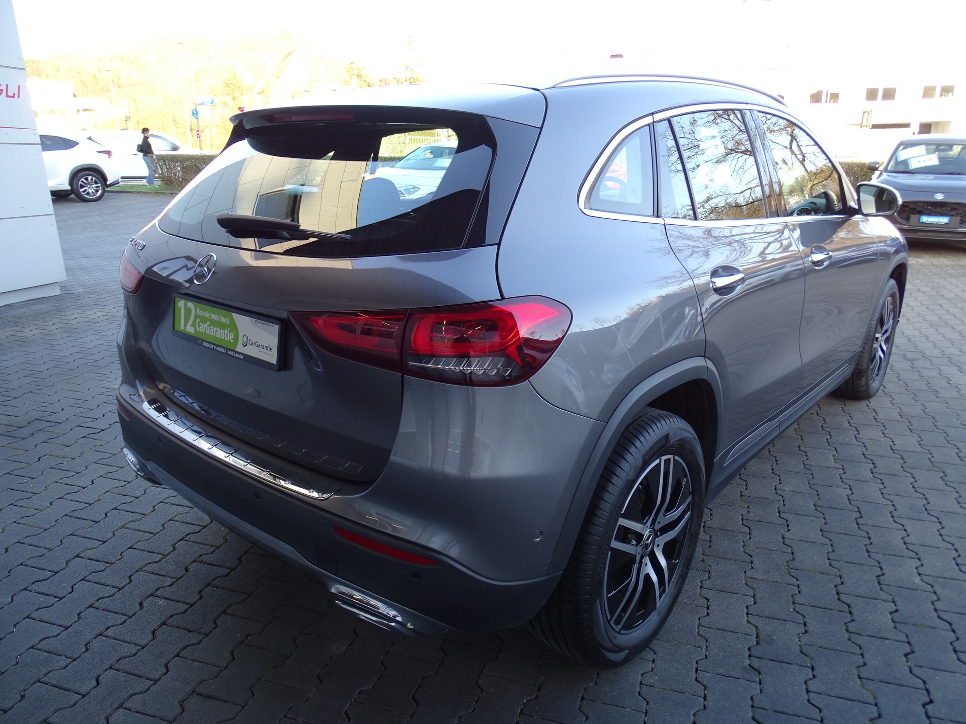 MERCEDES-BENZ GLA 200 Progressive 7G-DCT-image-7