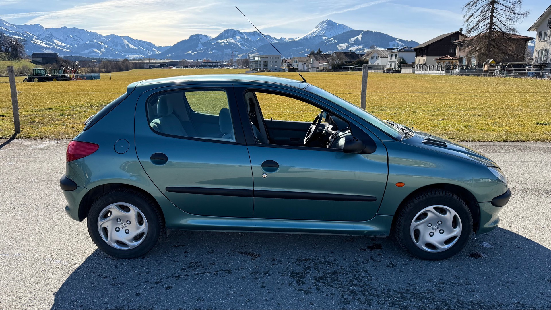 PEUGEOT 206 1.6 XT-image-7