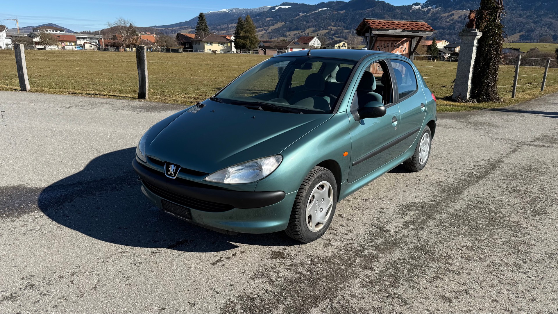 PEUGEOT 206 1.6 XT-image-2
