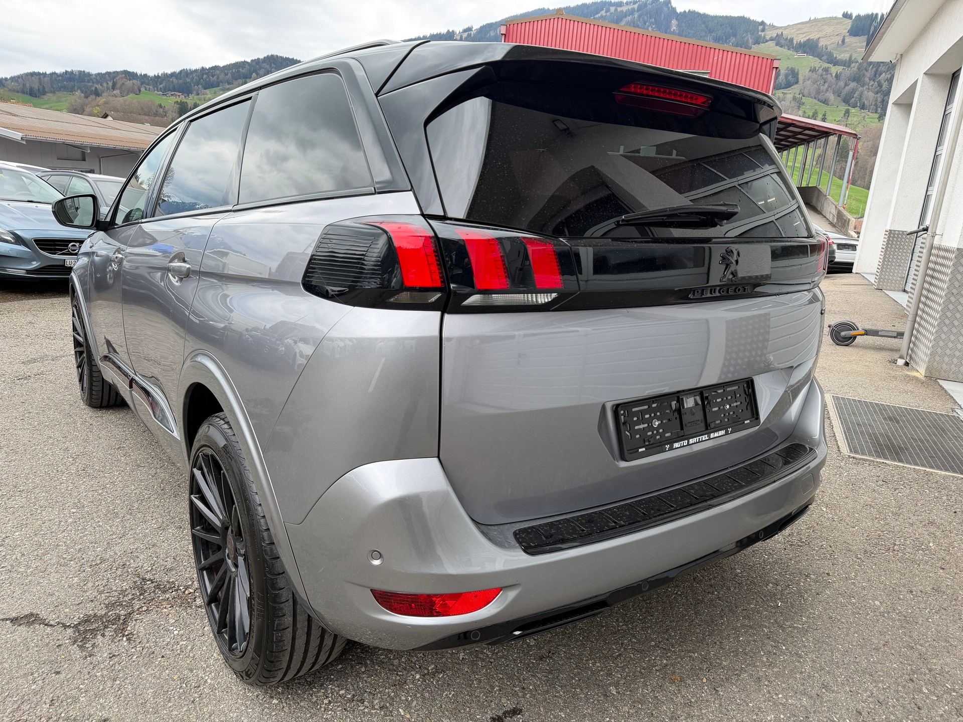 PEUGEOT 5008 2.0 BlueHDi GT EAT-showroom-element-2