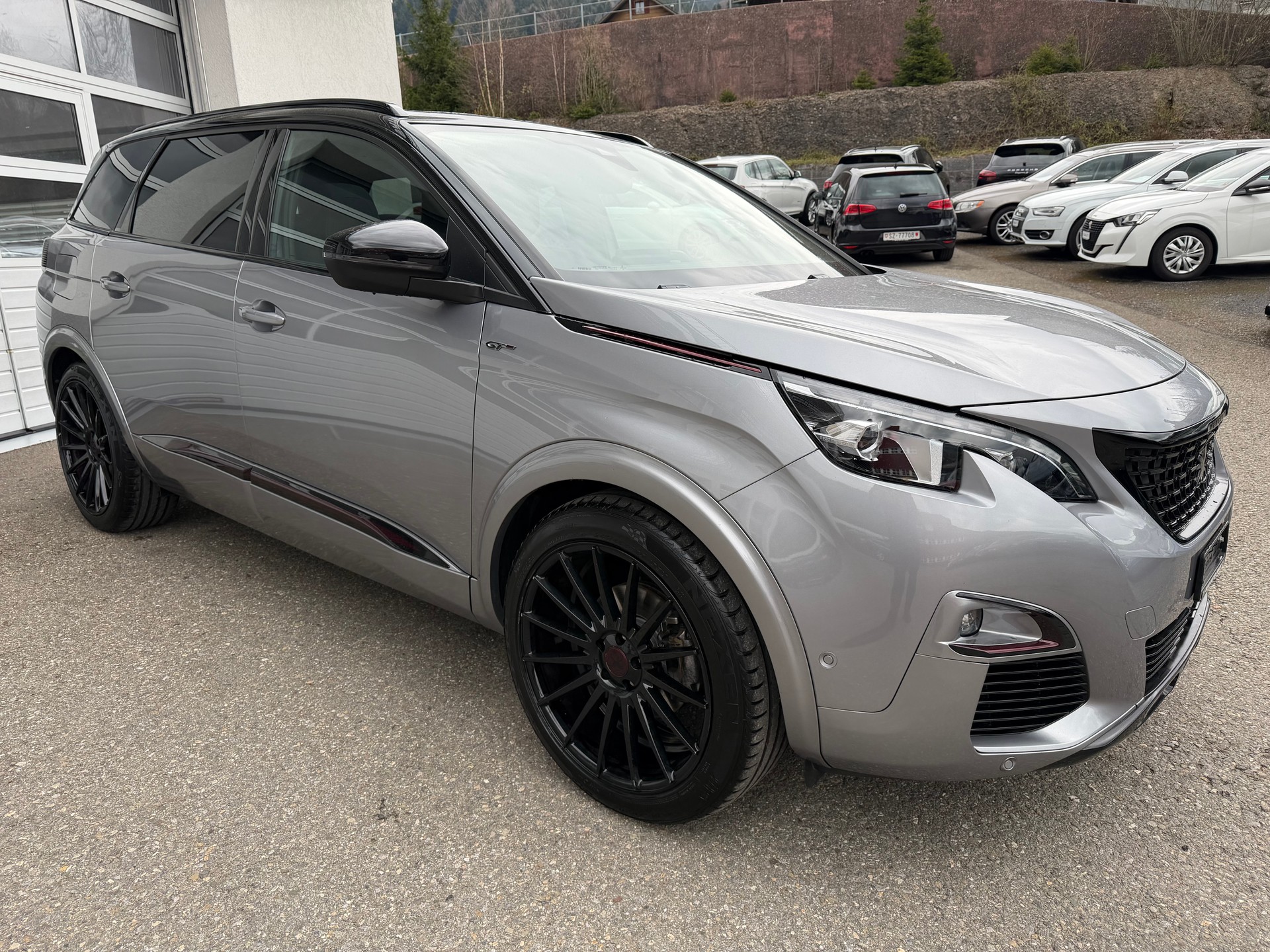 PEUGEOT 5008 2.0 BlueHDi GT EAT-showroom-element-3