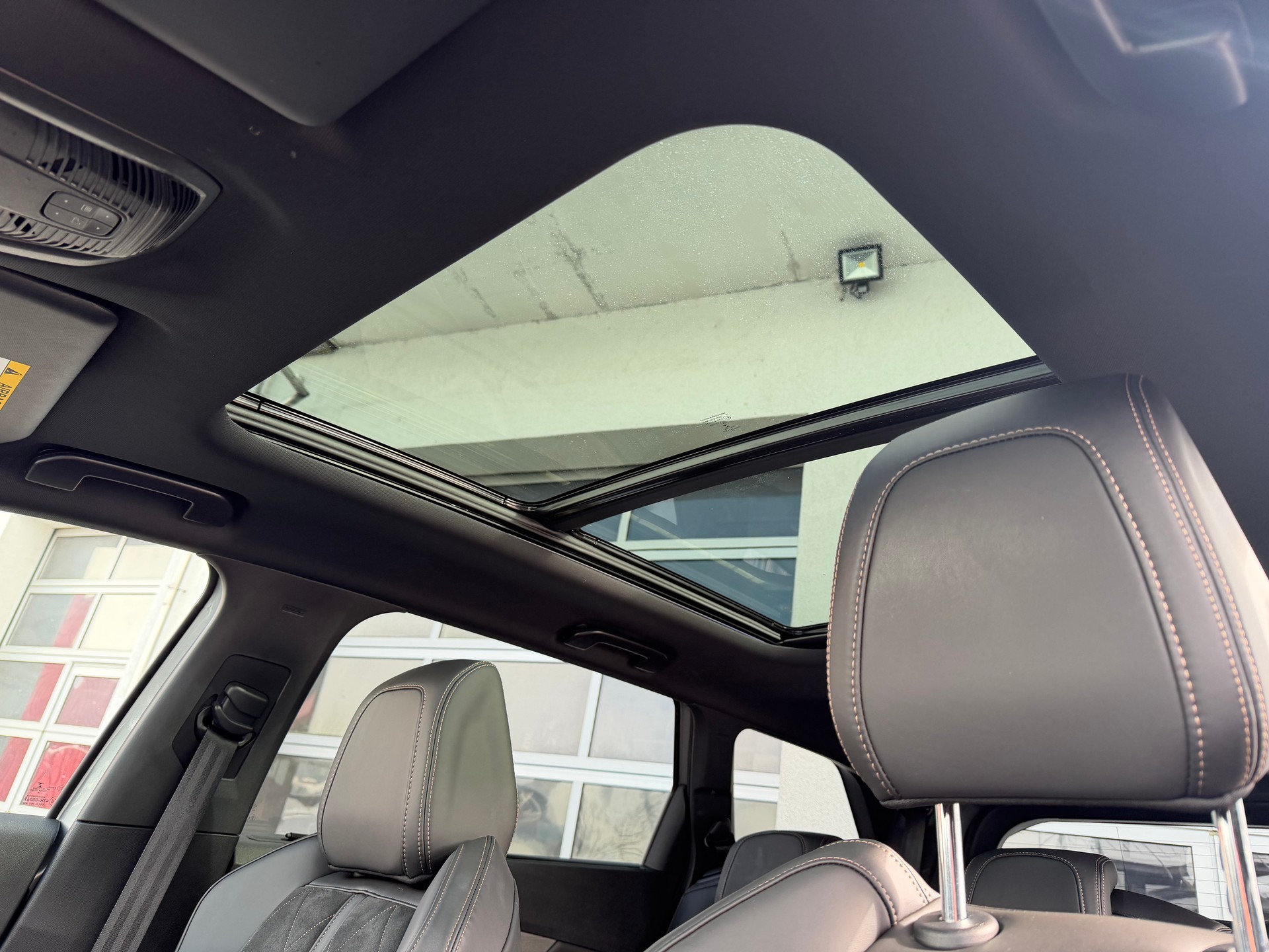 PEUGEOT 5008 2.0 BlueHDi GT EAT-image-8